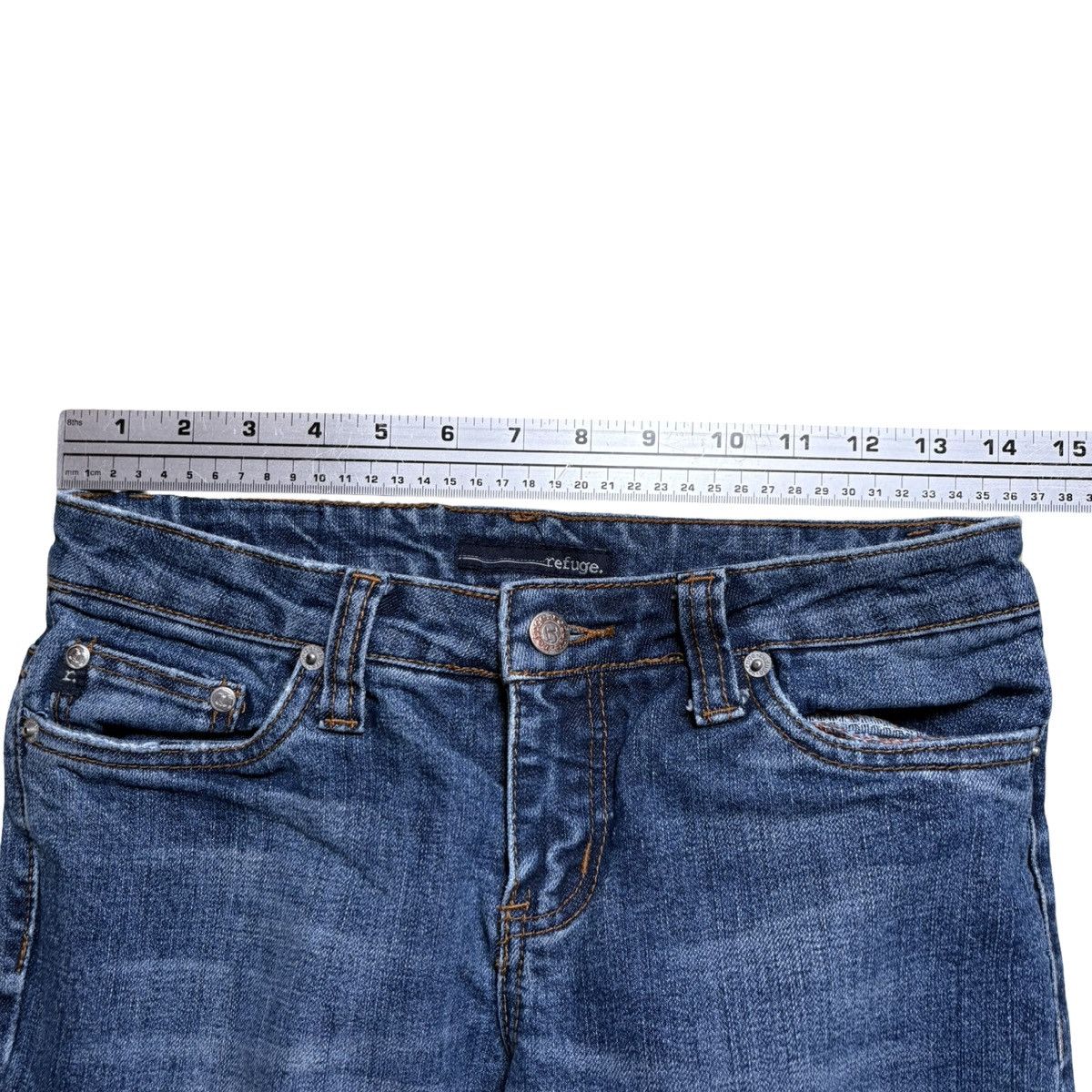 Other Vintage Y2K Refuge Light Wash Jeans Flare Low Rise Sz 5 28" Size 28" / US 6 / IT 42 - 4 Thumbnail