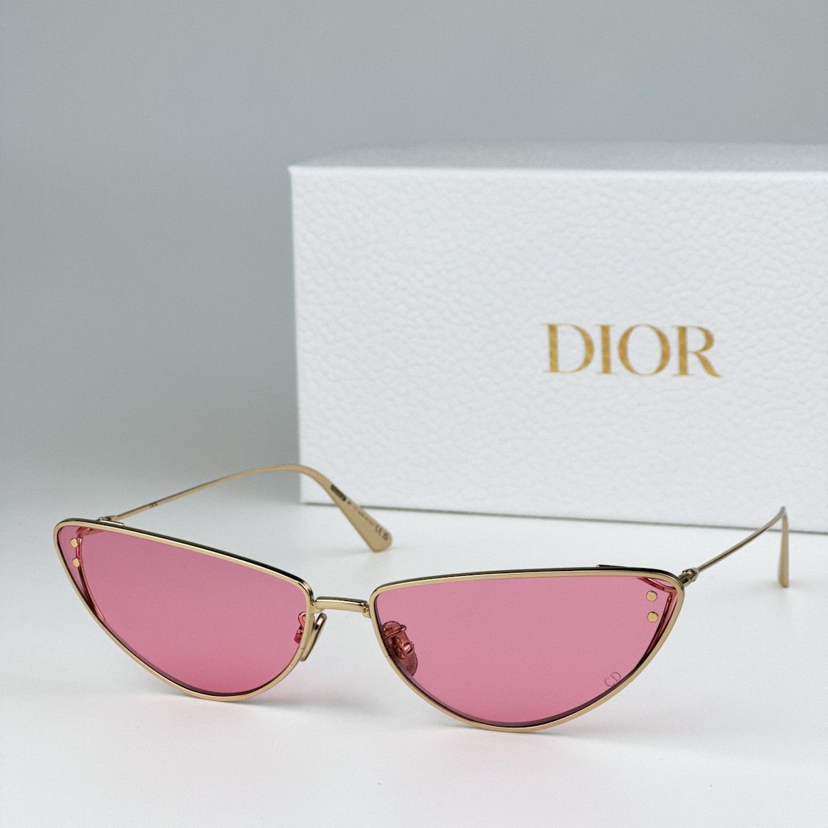 image of New Dior MissDior B1U B0N0 Unisex Metal Cat Eye Sunglasses in Gold/Pink, Women's