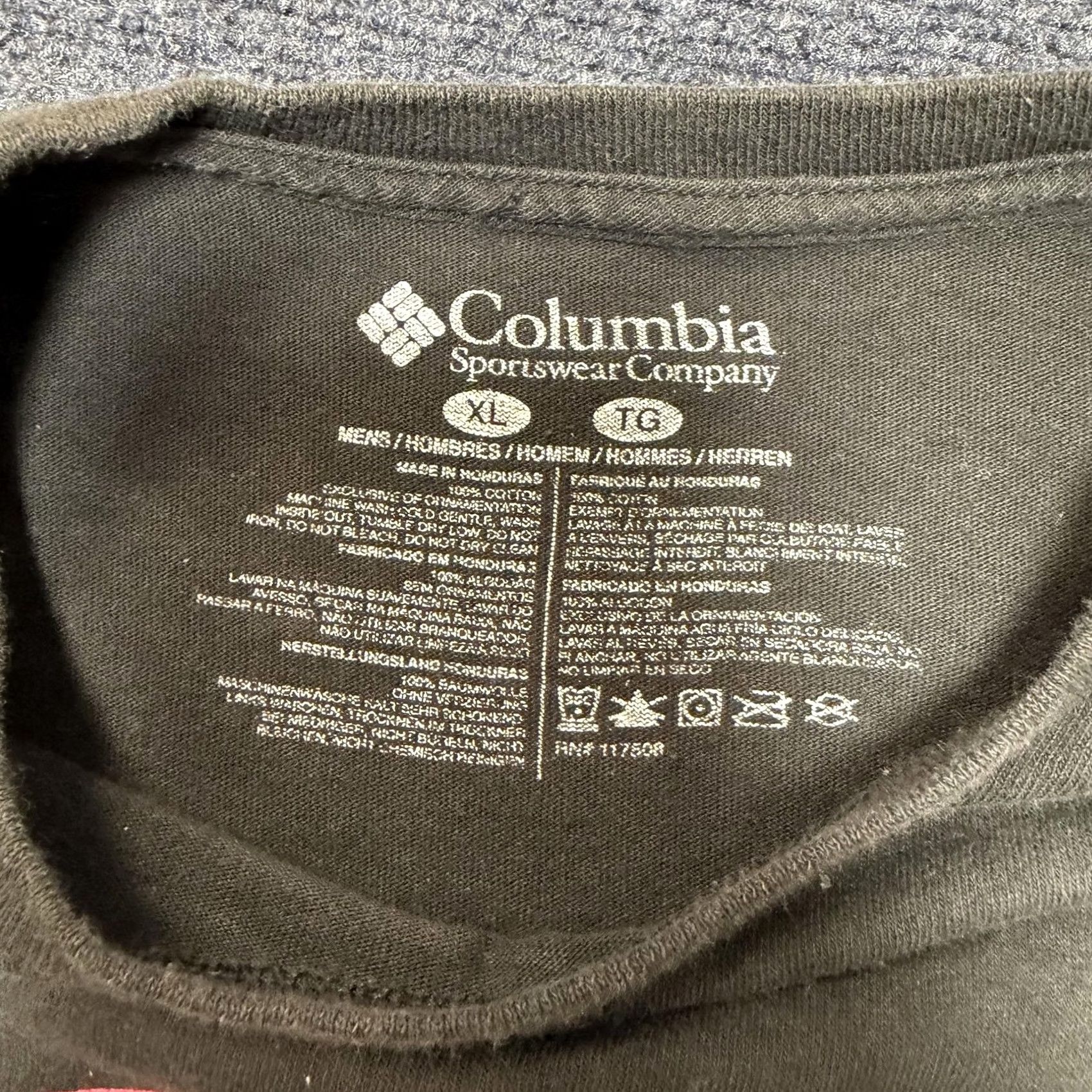 Vintage Columbia Shirt Mens XL Gray Find Your Path Mountain Outdoor Graphic Tee T-Shirt Indoor Outdoor Reflective Logo Summer Mens Size US XL / EU 56 / 4 - 4 Thumbnail