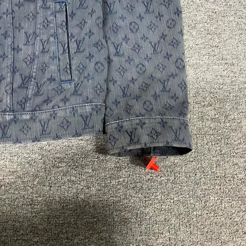 Louis Vuitton Louis Vuitton Blue denim full print jacket 2505-Nextarrow Size US M / EU 48-50 / 2 - 4 Thumbnail
