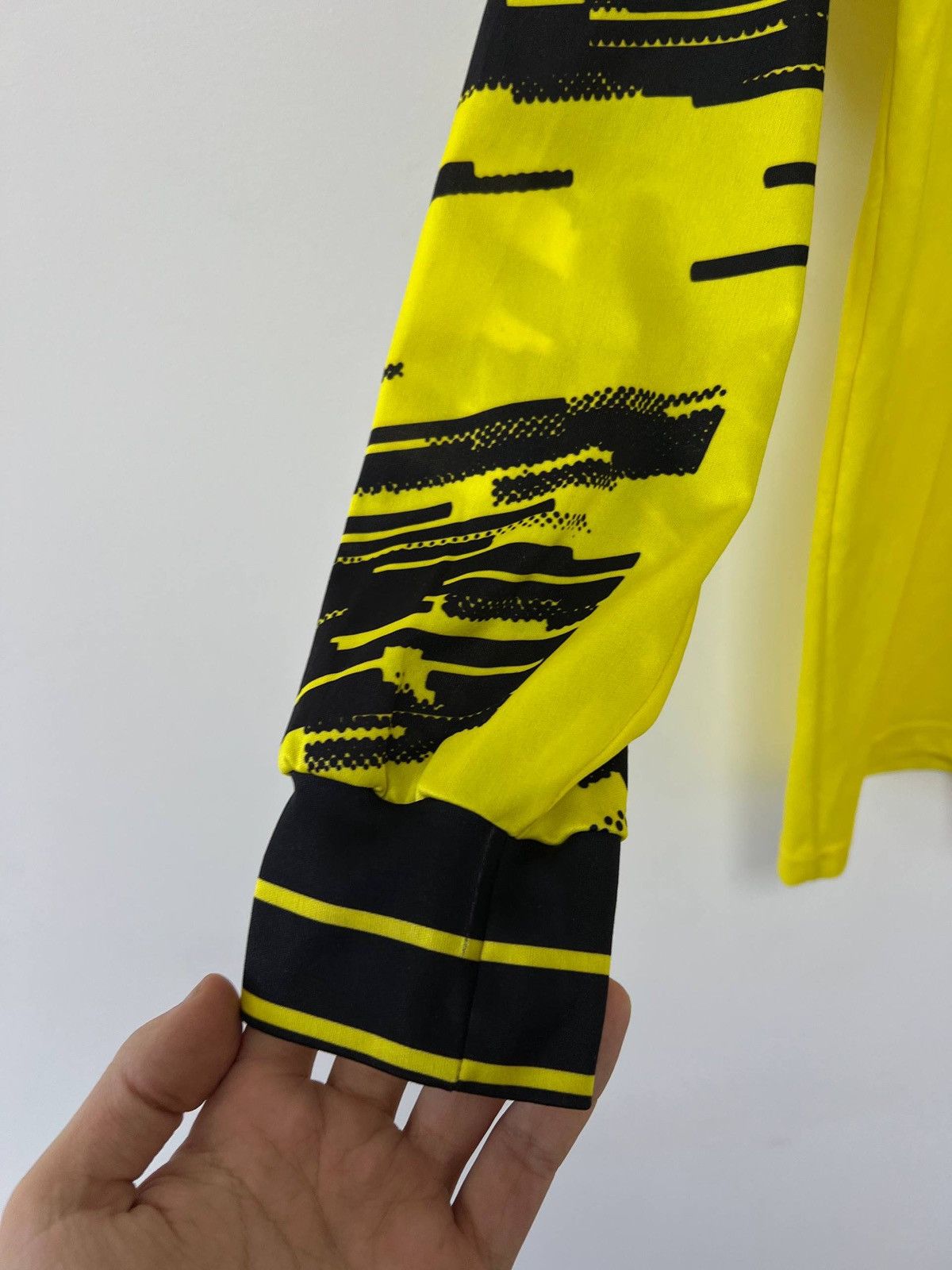 Other Borussia Dortmund 1993/1994 Long sleeve Replica Football S/M Size US M / EU 48-50 / 2 - 3 Thumbnail