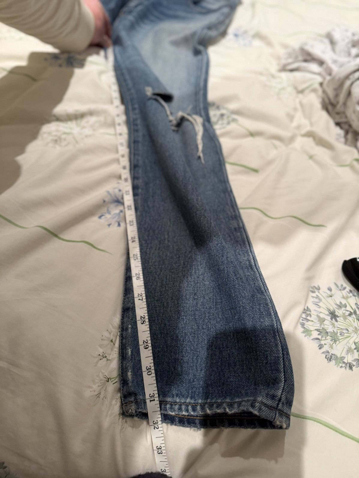 Saint Laurent Paris SS16 Saint Laurent D10 knee rip jeans Hedi 33 grail slim Size US 33 - 10 Thumbnail