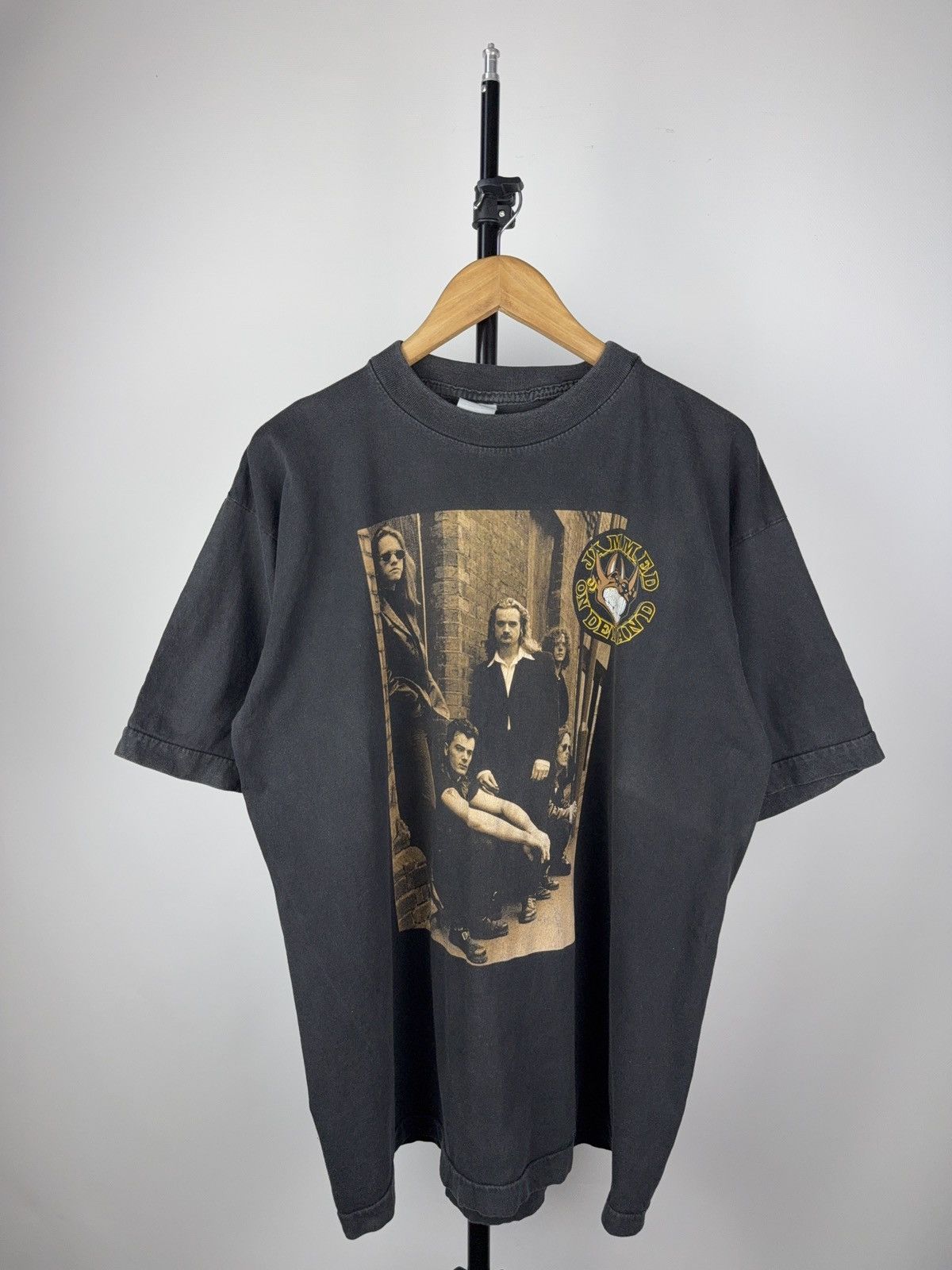 Band Tees VTG 1993 Jammed On Demand Tour T-Shirt UK Dates Rock Tee Size US XL / EU 56 / 4 - 1 Thumbnail