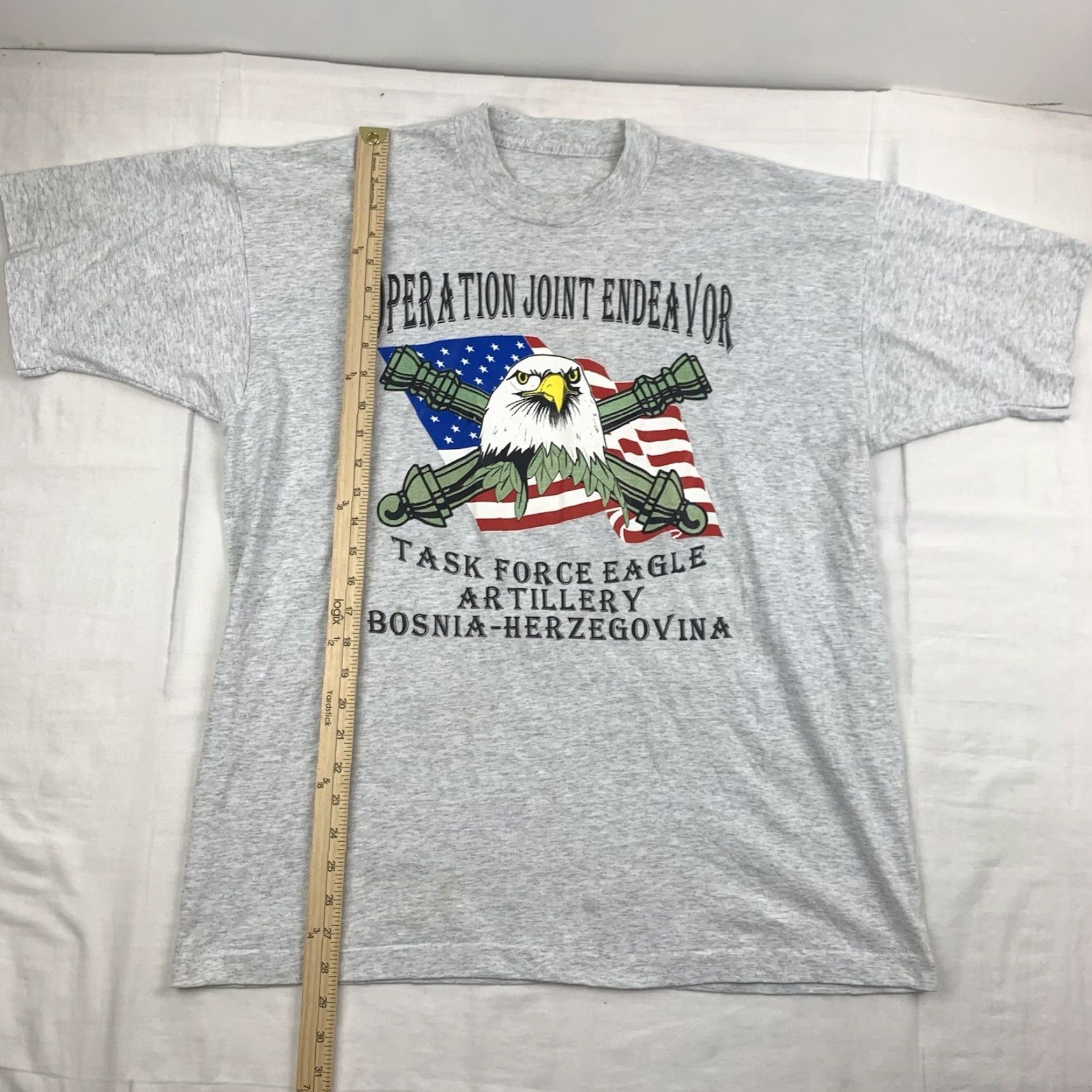 Vintage VINTAGE Operation Joint Endeavor T Shirt Adult Large Gray Military America Eagle Mens Size US L / EU 52-54 / 3 - 6 Thumbnail