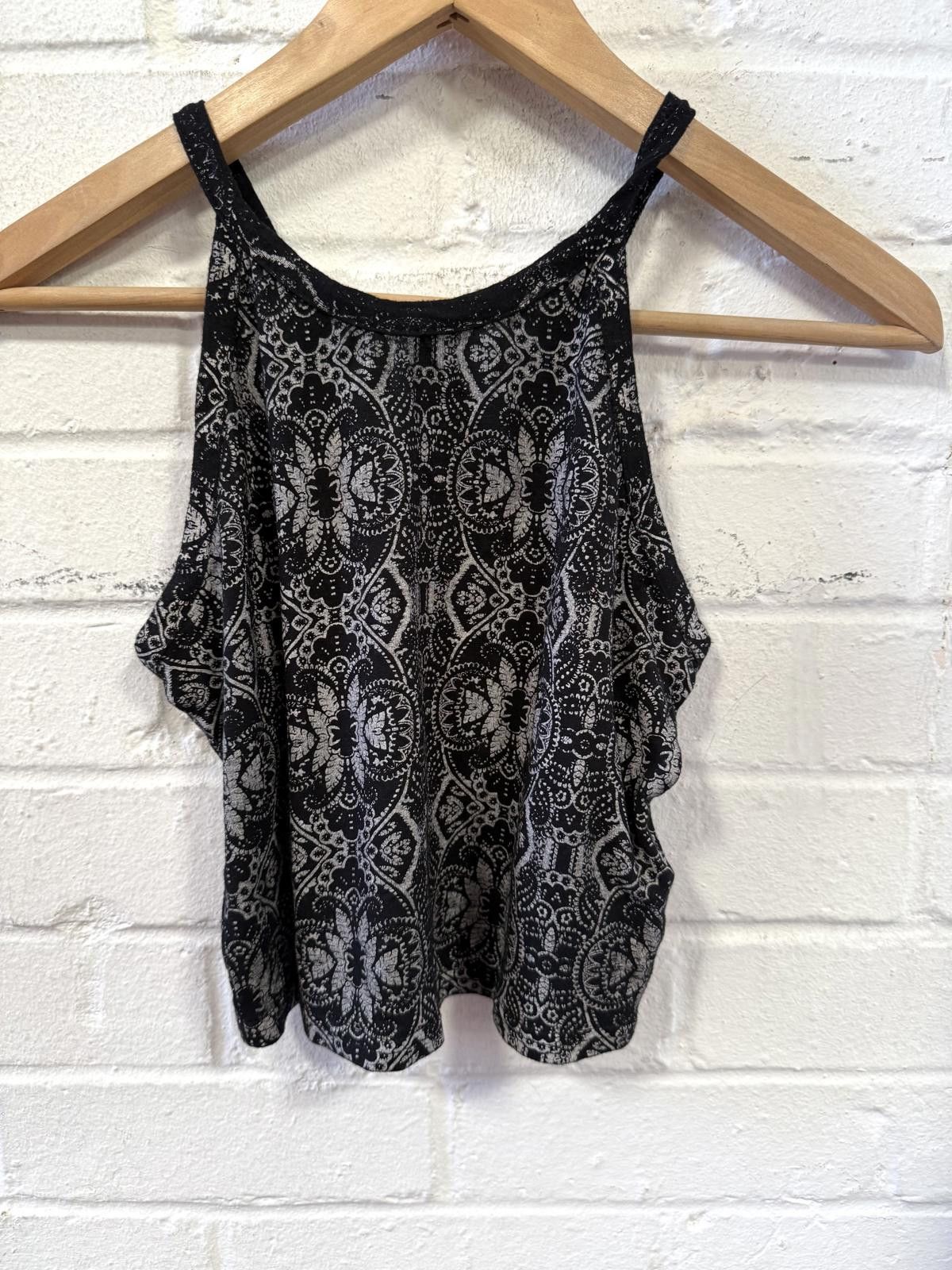 Designer Stylish Black Patterned Tank Top - UK Size 8 Size S / US 4 / IT 40 - 1 Thumbnail
