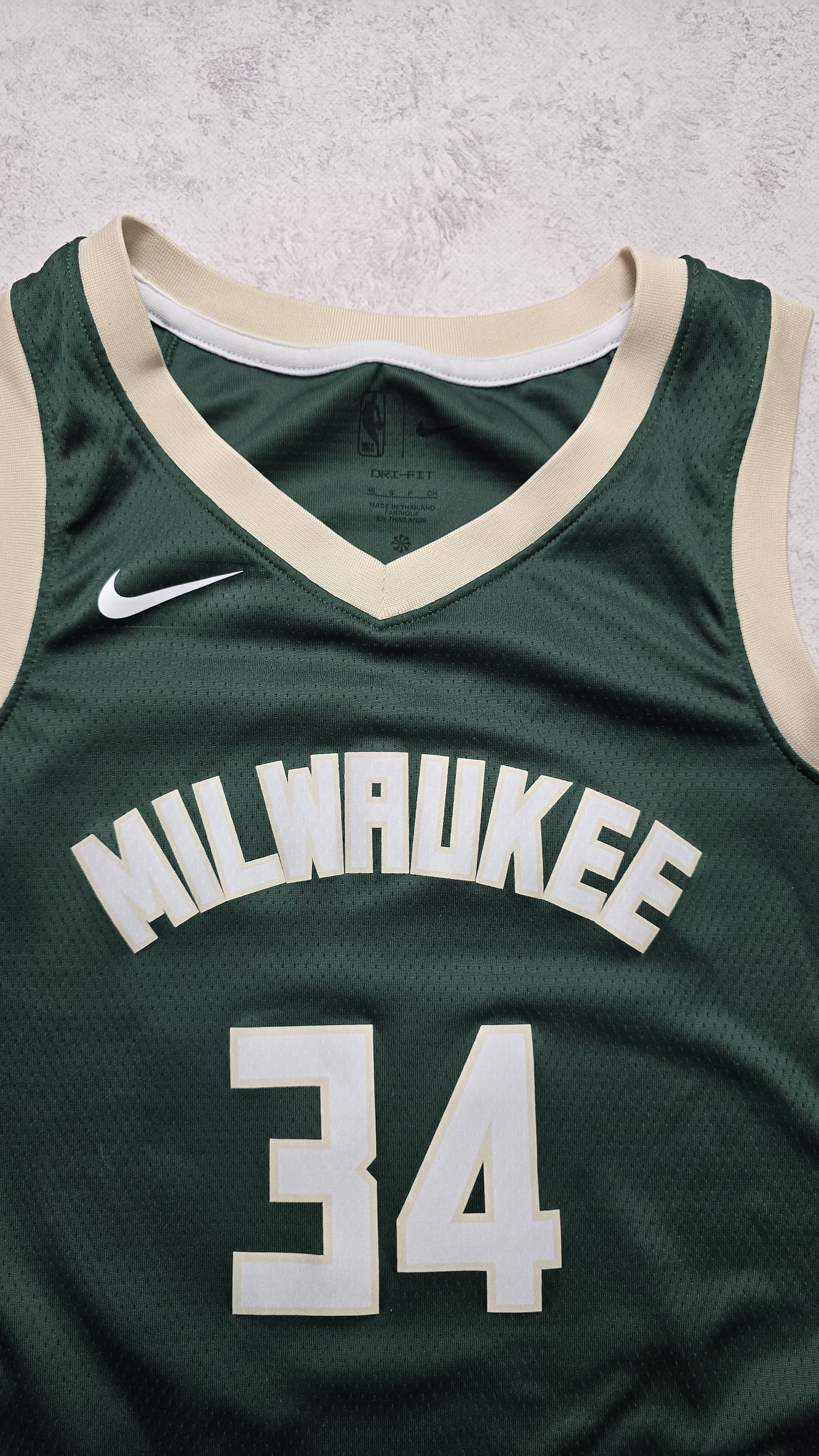 Nike Bucks Giannis Antetokounmpo Icon Edition Swingman Jersey Size US S / EU 44-46 / 1 - 11 Thumbnail