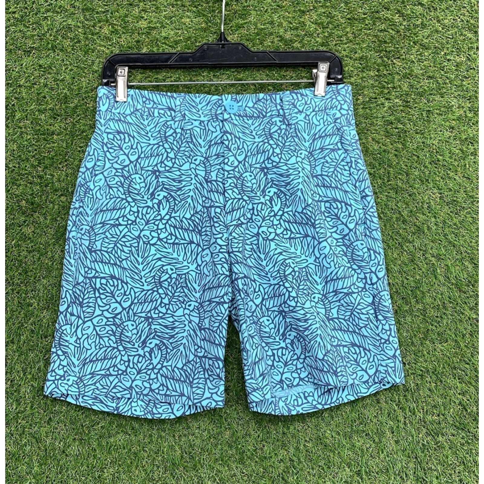 Vineyard Vines Vineyard Vines Mens 28 Blue Chino Performance Shorts Button Zipper Pockets Casual Summer Leaf AOP Camouflage Preppy Outdoor Mens Size US 28 / EU 44 - 2 Thumbnail