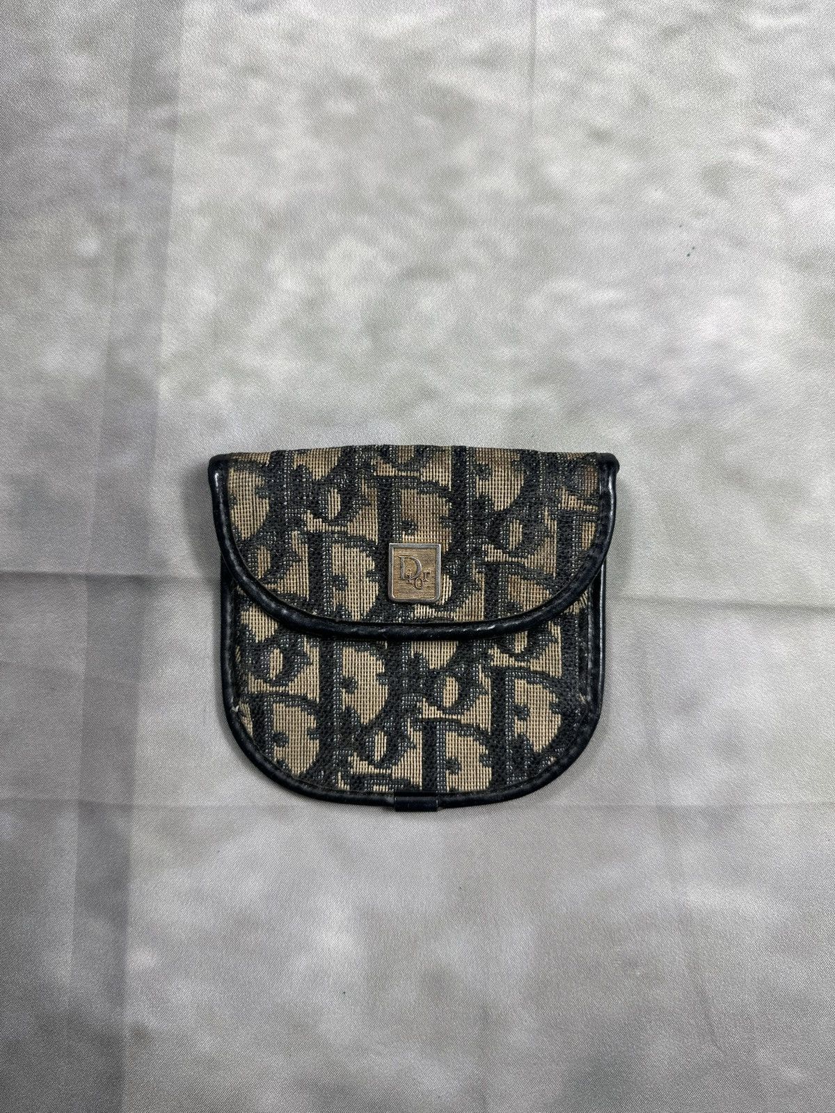Dior Authentic Dior oblique vintage coin holder wallet Size ONE SIZE - 1 Thumbnail