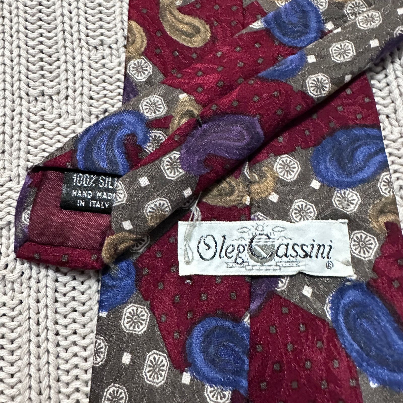 Oleg Cassini Vintage Oleg Cassini maroon paisley Italian silk men's tie Size ONE SIZE - 3 Thumbnail