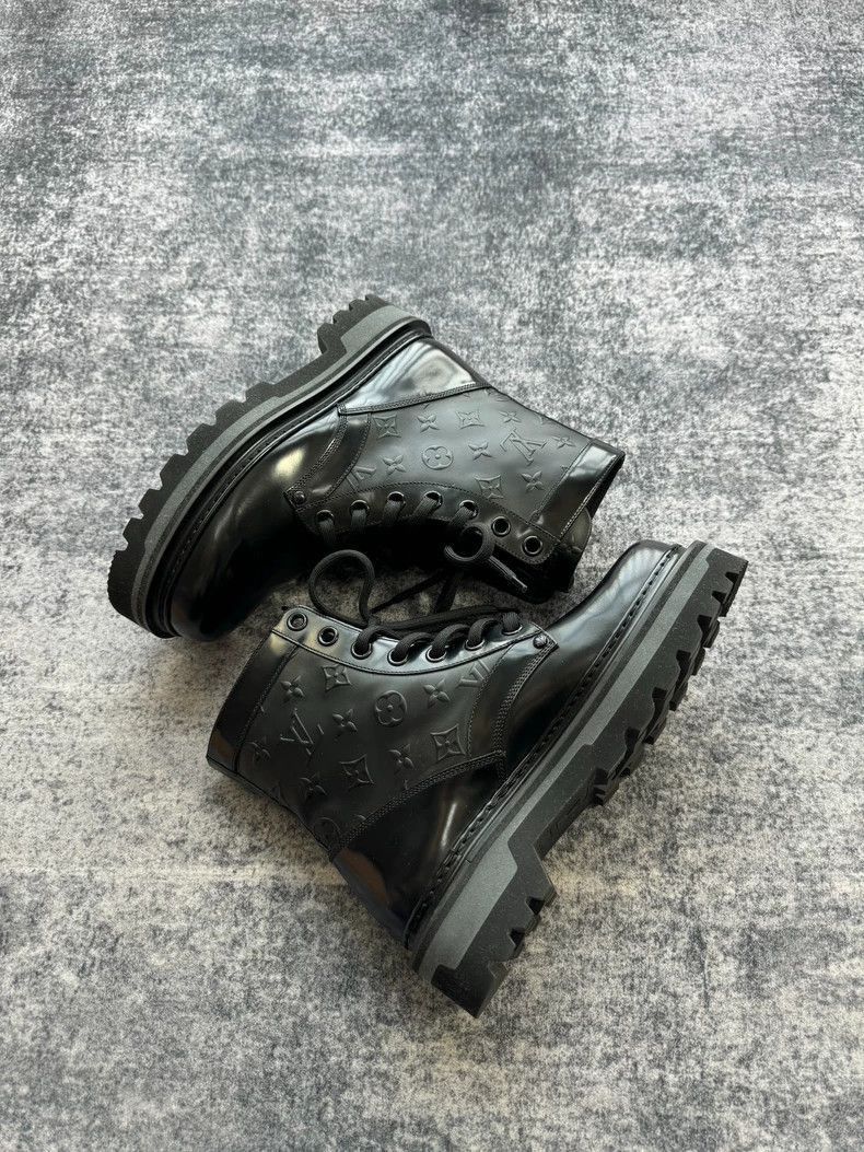 Louis Vuitton Louis Vuitton Black Logo Short Boots -2505 Size US 5.5 / EU 38 - 2 Thumbnail