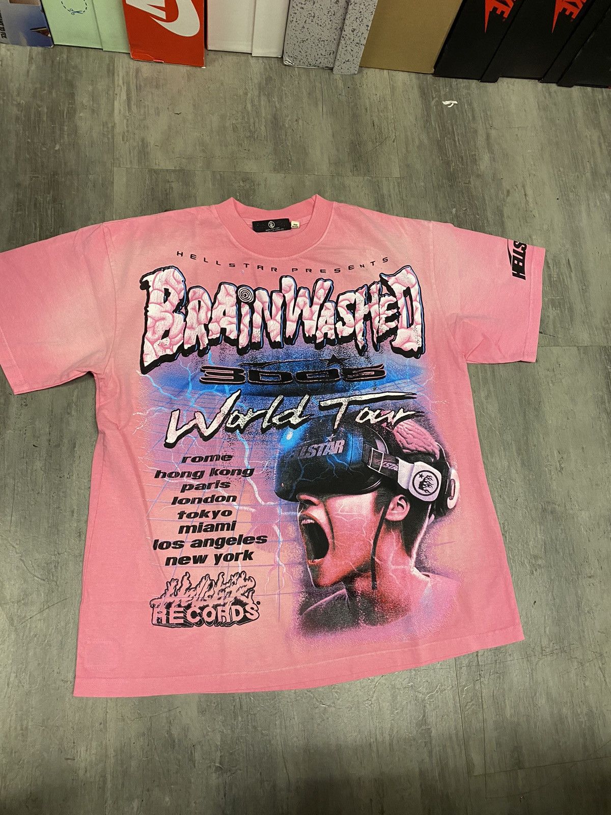 image of Hellstar Pink Brain Wash New Shirt Large, Men's