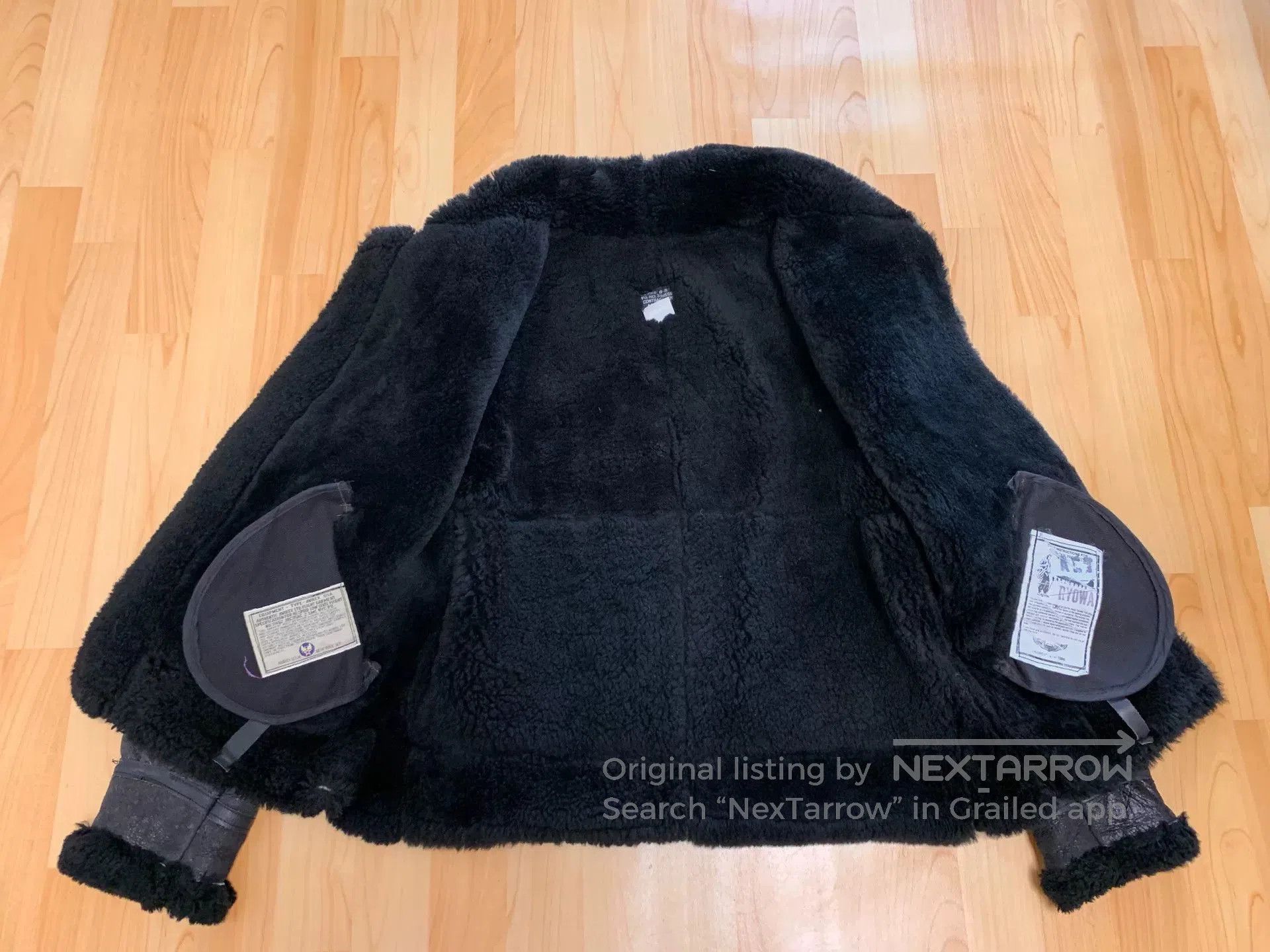 Avirex Avirex B3 Sheepskin Flight Jacket. Size US XS / EU 42 / 0 - 4 Thumbnail