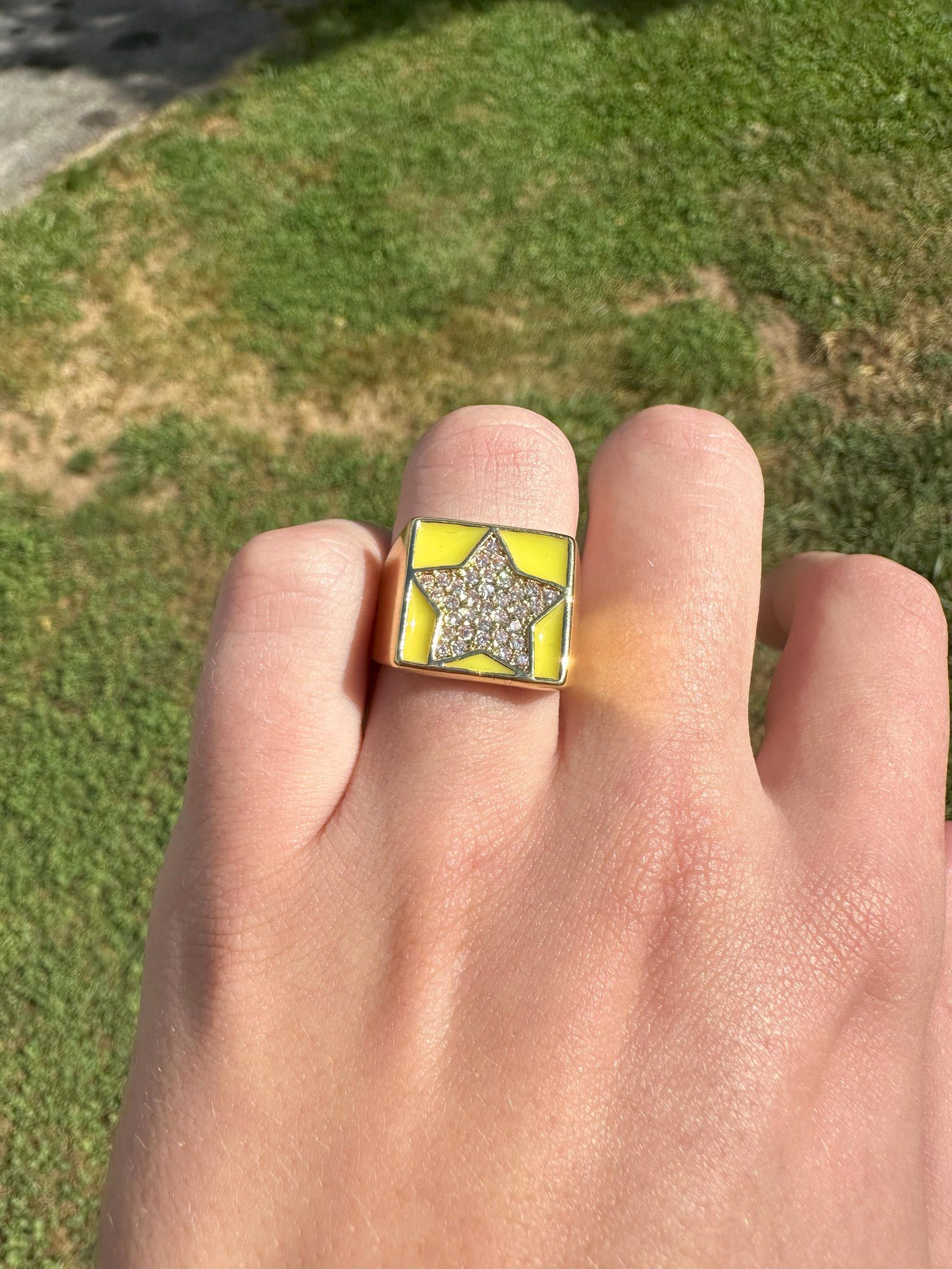 Pre-owned Streetwear Yellow Enamel / Gold Star Ring Adjustable Sizing In Silver