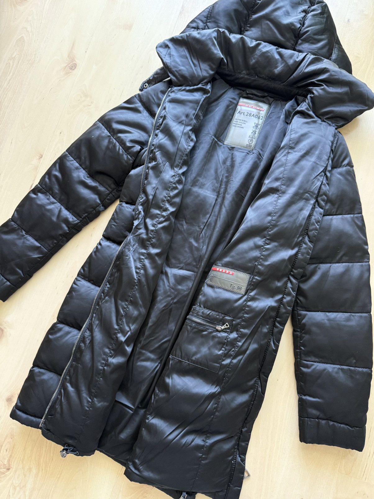 Prada Prada w’s down coat jacket Art. 28A062 Size M / US 6-8 / IT 42-44 - 10 Thumbnail