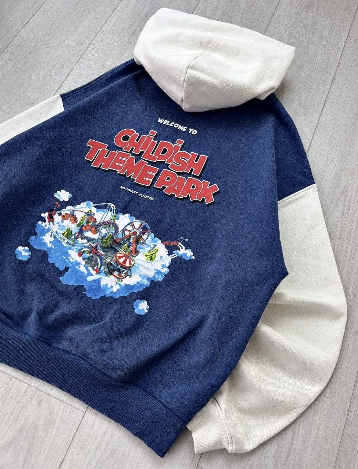Japanese Brand Childish Boxy Fit TGF Theme Park Hoodie 00s Size US XS / EU 42 / 0 - 3 Thumbnail