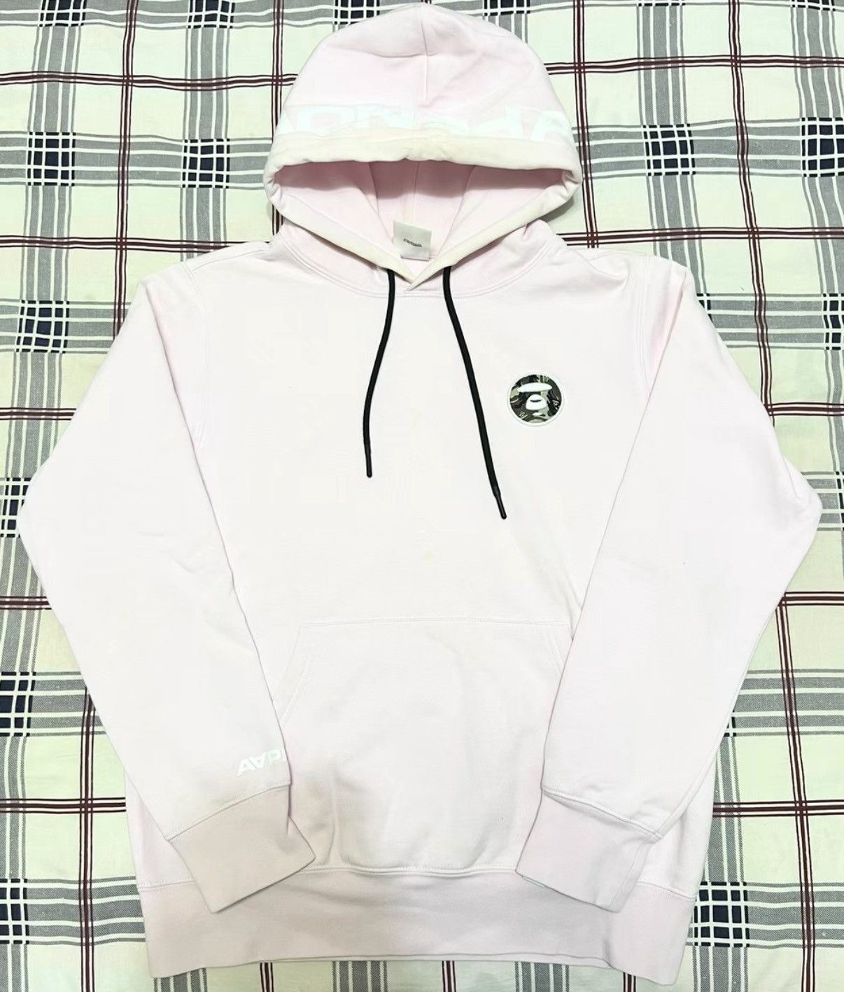 Bape Bape OG Nigo era, latest pink hoodie Size US M / EU 48-50 / 2 - 1 Thumbnail