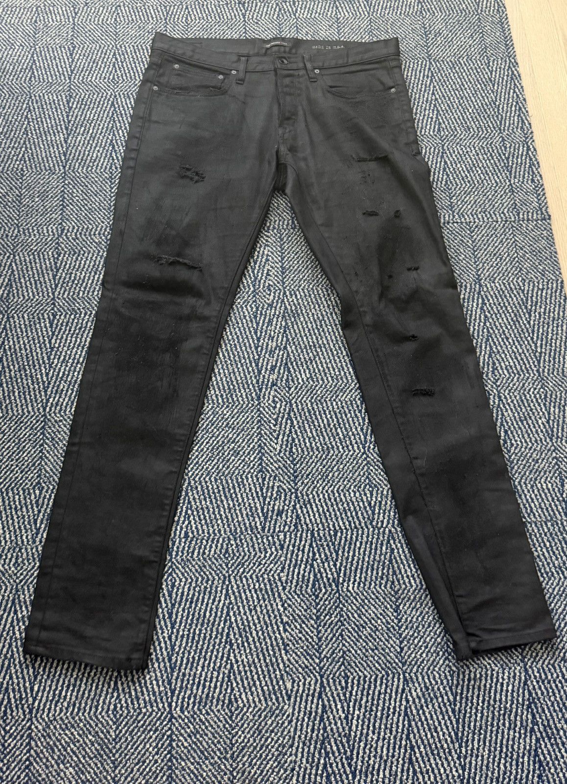 John Varvatos BLACK WAXED JOHN VARVATOS SKINNY DENIM Size US 33 - 1 Thumbnail