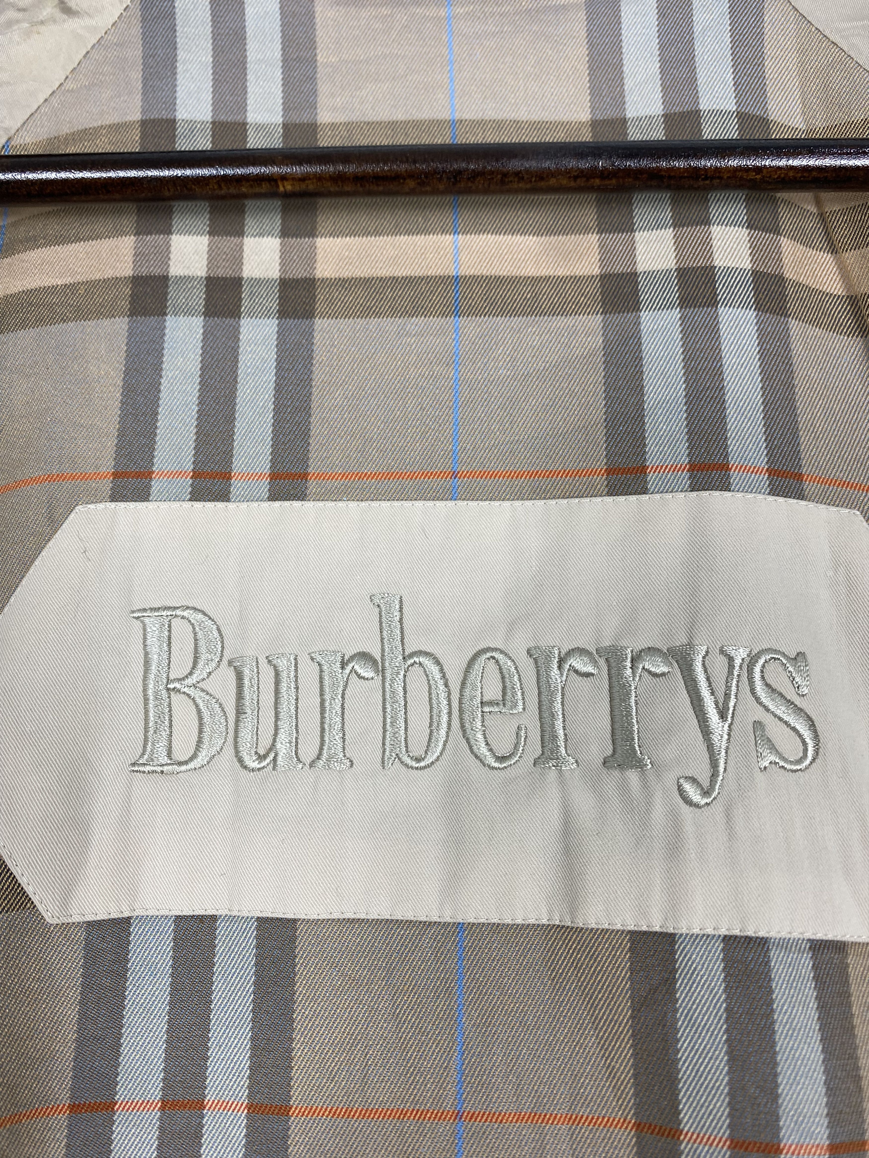 Burberry Vintage Burberry Long Jacket K0201 Size US M / EU 48-50 / 2 - 14 Thumbnail