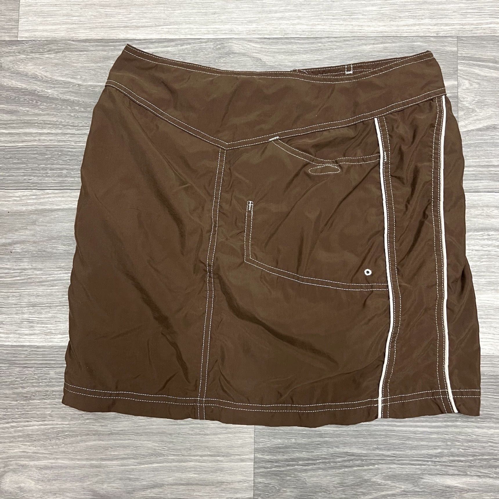 The North Face The North Face Skirt Women 2 Brown Nylon Contrast Stitch Mini Gorpcore CA30516 Size 26" / US 2 / IT 38 - 2 Thumbnail