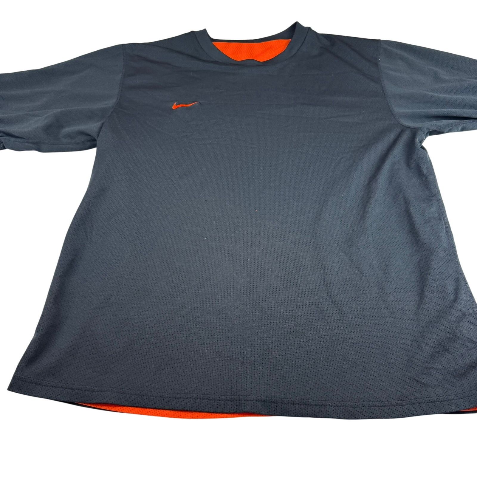 Nike Vintage Y2K Reversible Nike T-Shirt - Great Condition! Size US XL / EU 56 / 4 - 1 Thumbnail