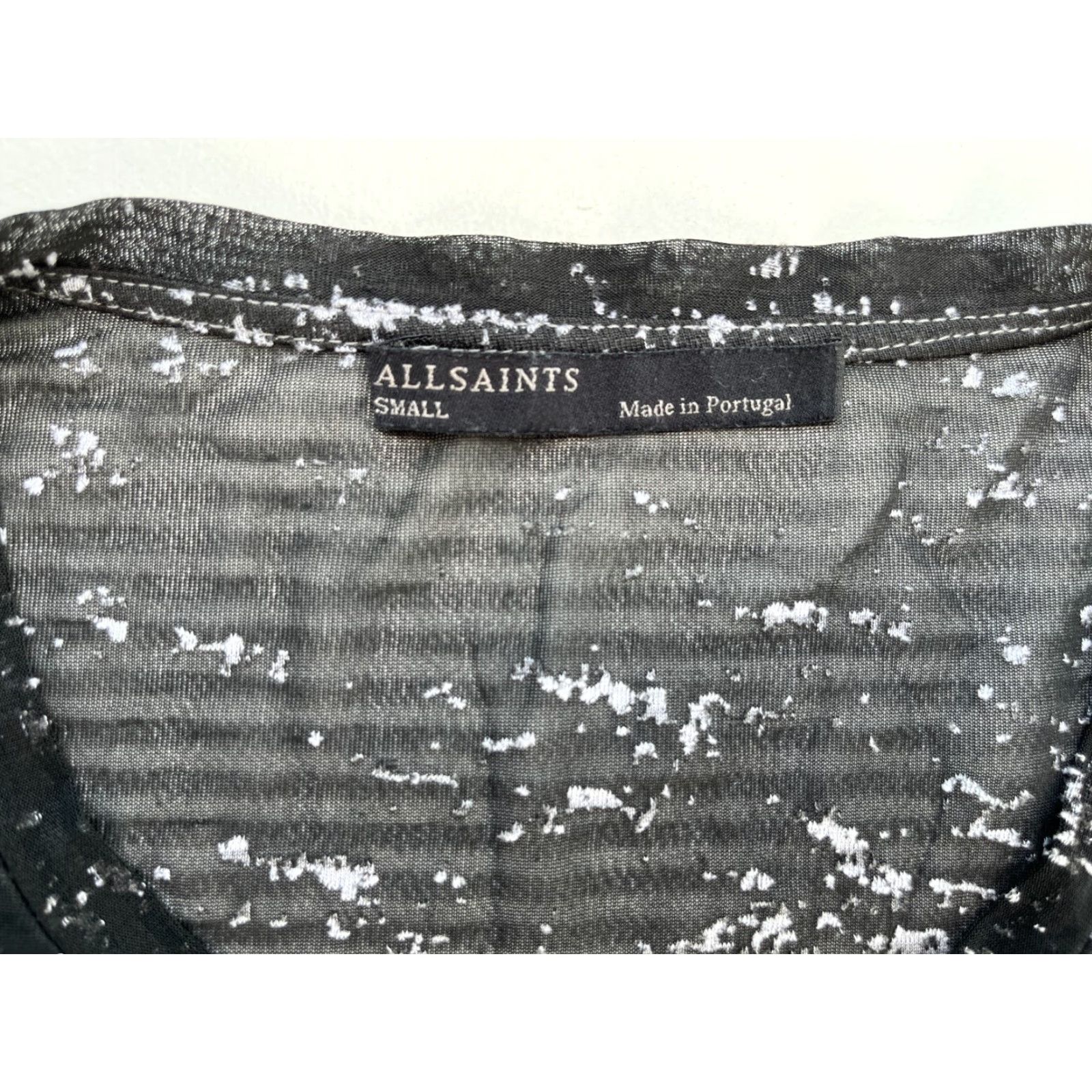 Allsaints VINTAGE AllSaints Women's Zane Rok Tee Striped Short Sleeve Crew Neck Pullover Casual Size S Gray Cotton Blend Knit Sold Regular Women’s Size S / US 4 / IT 40 - 4 Thumbnail