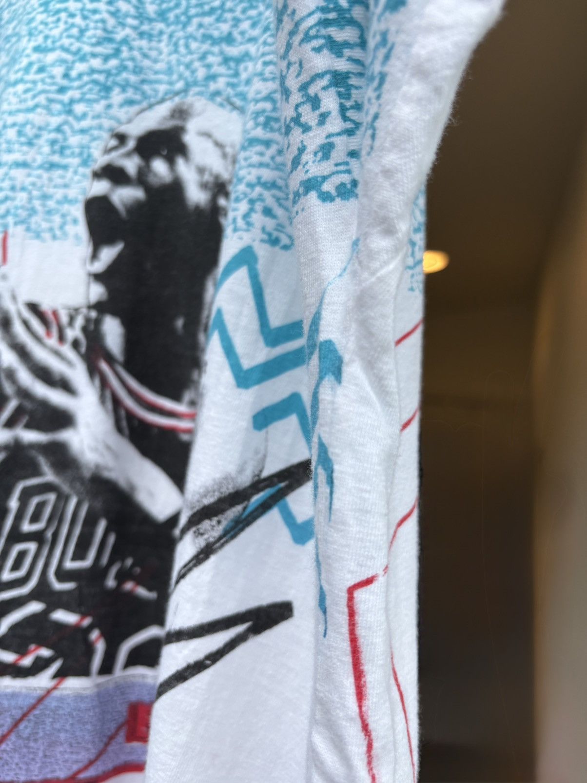 Other Vintage 90s Michael Jordan Tee Magic Johnson AOP Bulls Grail Size US XL / EU 56 / 4 - 7 Thumbnail