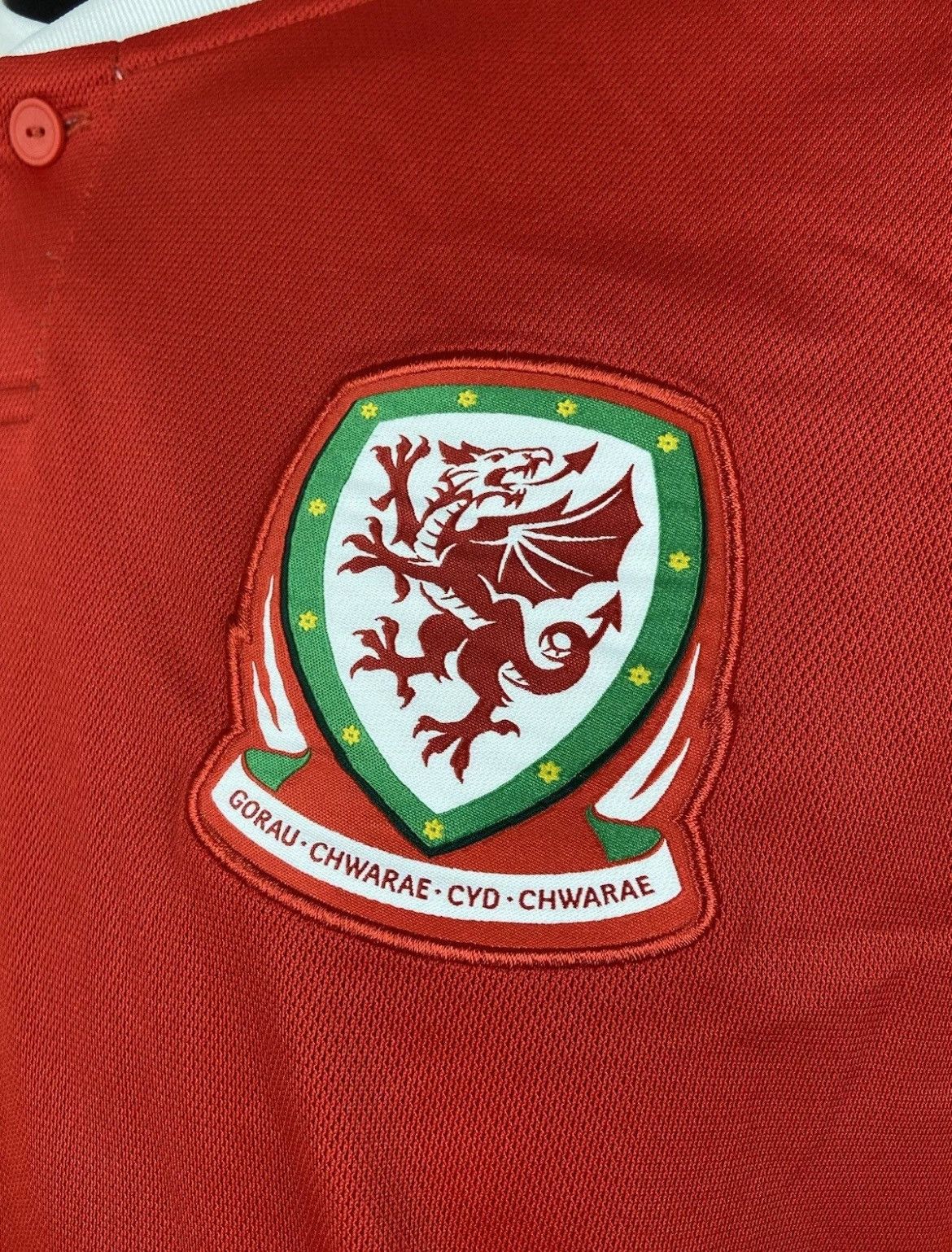 Vintage Wales Soccer Team 2016/17 Home Jersey Shirt Adidas Size M Size US M / EU 48-50 / 2 - 4 Thumbnail