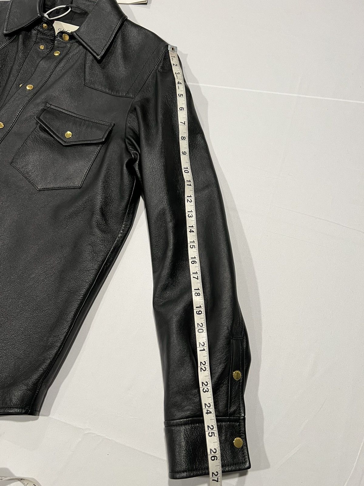 Gucci Gucci Mens leather overshirt. 46/S. $3150 Size US S / EU 44-46 / 1 - 4 Thumbnail
