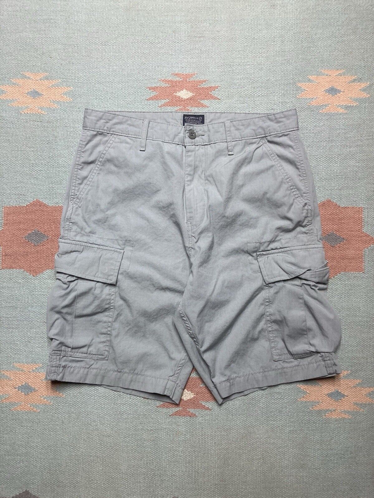 Levi's × Vintage Levi’s cargo shorts hiking outdoor casual utility skater 33 Size US 33 - 1 Thumbnail