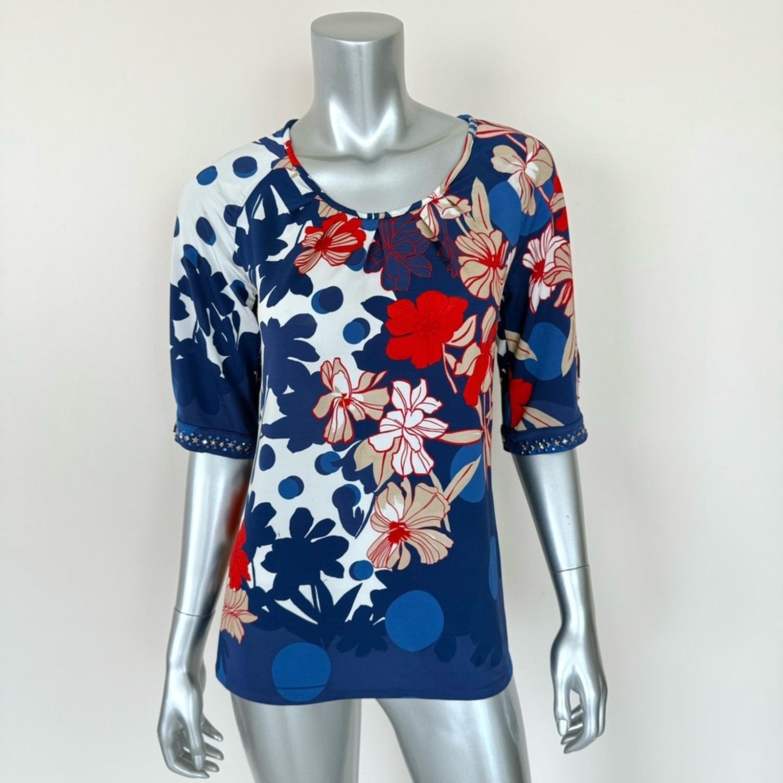 Other NWT! Stizzoli Women Floral Top, Size 8, MSRP. $228 Size M / US 6-8 / IT 42-44 - 1 Thumbnail