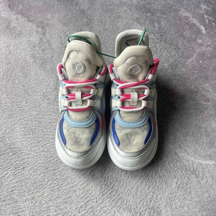 Louis Vuitton Louis Vuitton Archlight Sport Casual Sneakers for Women -25 Size US 5 / IT 35 - 1 Thumbnail