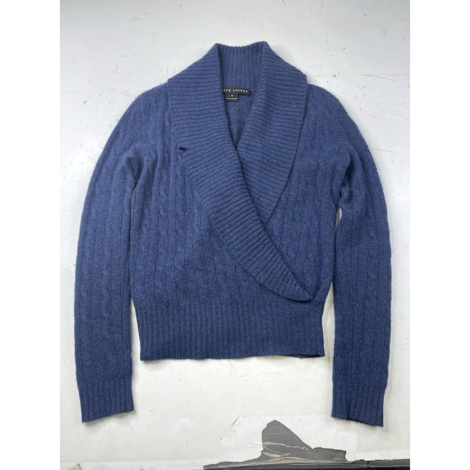 Ralph Lauren Ralph Lauren Black Label Women’s M Cable Knit 100% Cashmere Shawl Collar Sweater Size M / US 6-8 / IT 42-44 - 2 Thumbnail