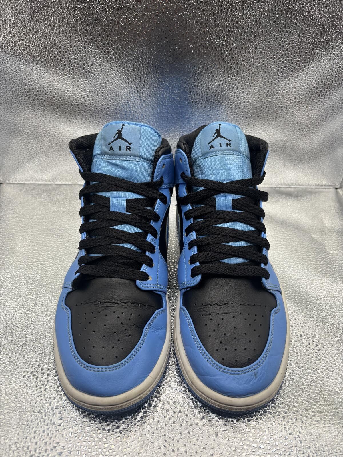 Jordan Brand Air Jordan 1 mid university blue black Size US 8 / EU 41 - 2 Thumbnail