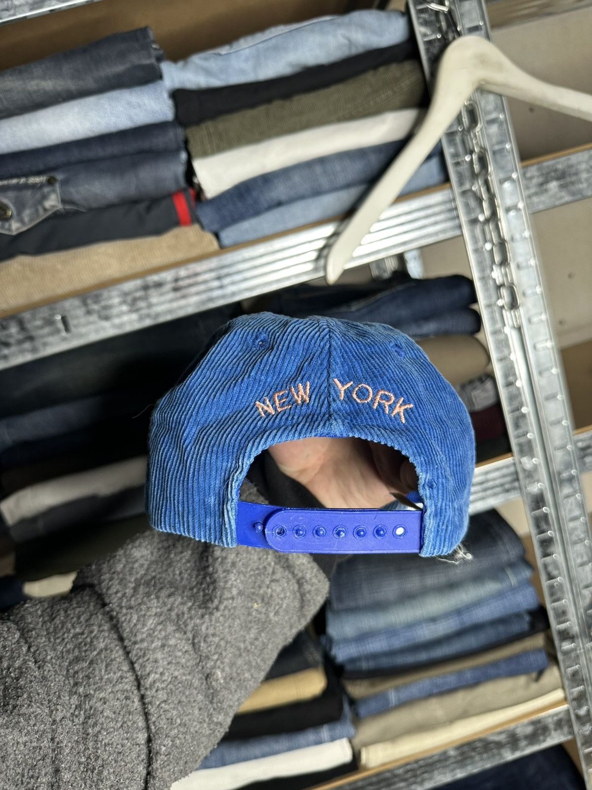 NFL Vintage New York Giants Corduroy Snapback Cap Hat 90s NFL Size ONE SIZE - 7 Thumbnail
