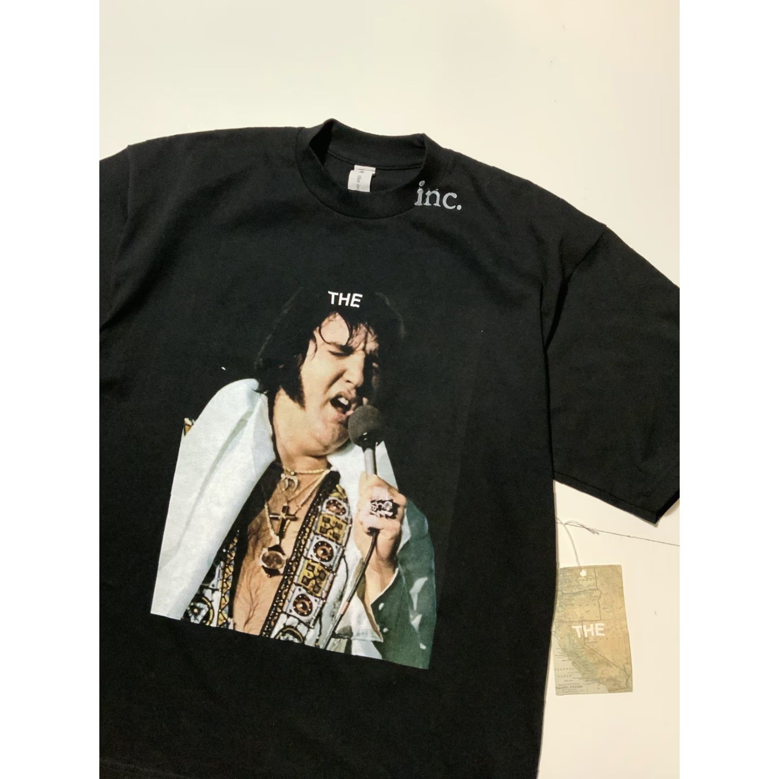 Vintage NWT The Incorporated Elvis Presley Graphic Heavyweight Black S/S T-Shirt MD Mens Medium Size US M / EU 48-50 / 2 - 3 Thumbnail