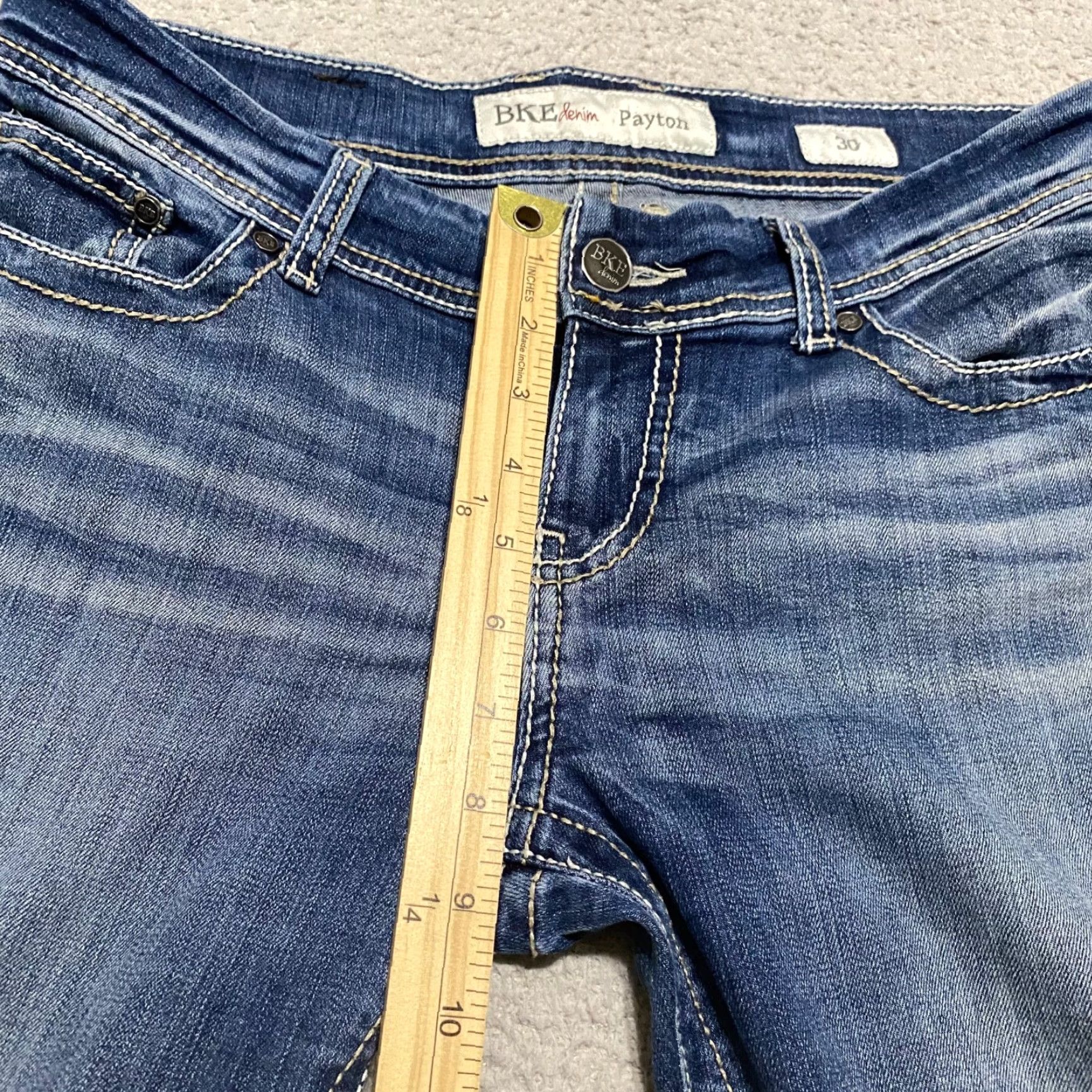 Vintage Buckle BKE Jeans Capri Mid Rise Blue Denim 30 Womens Regular 5-Pocket Stretch Size 30" / US 8 / IT 44 - 7 Thumbnail