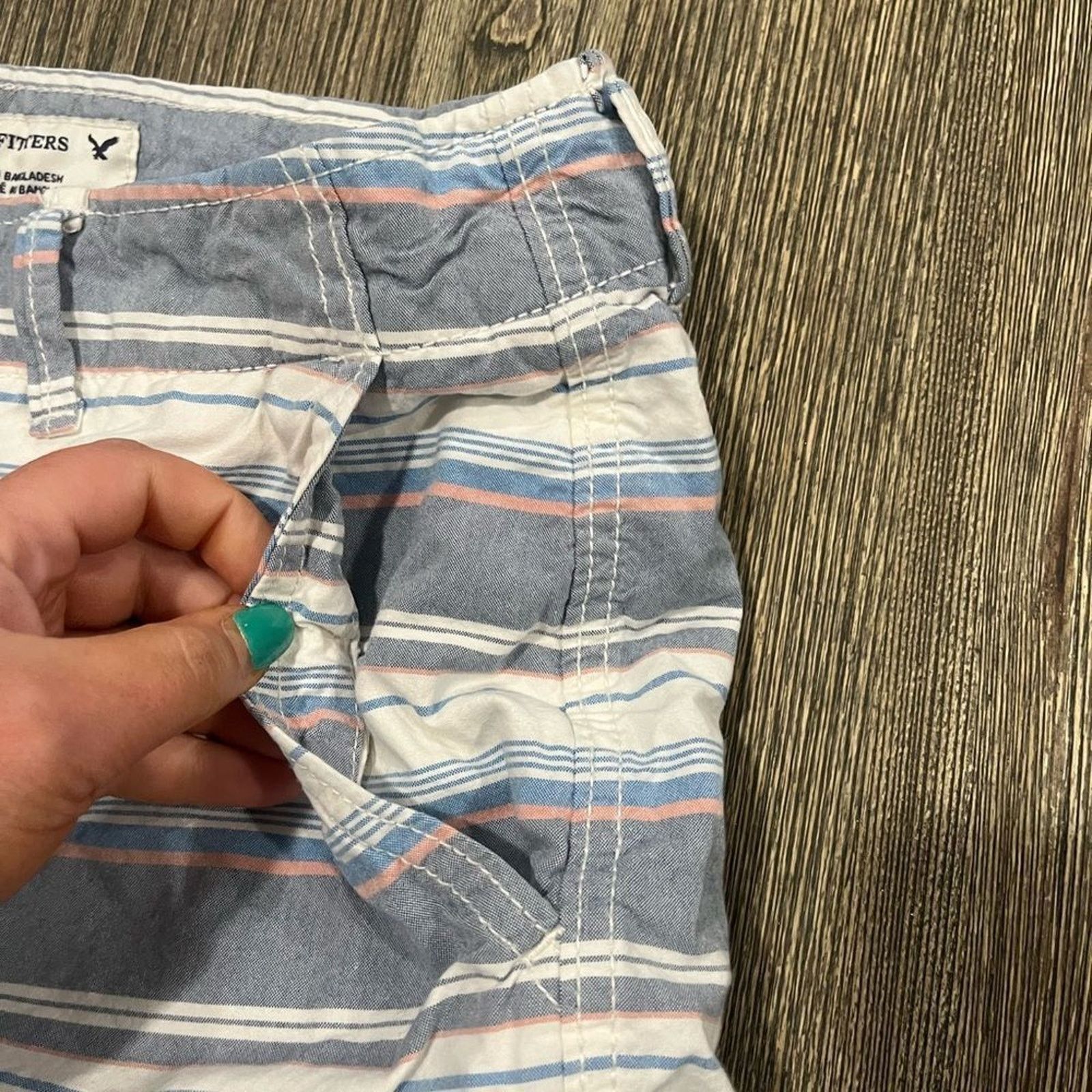 American Eagle Outfitters American Eagle Chino Short Classic Fit Striped Blue Size 32 Size US 32 / EU 48 - 2 Thumbnail