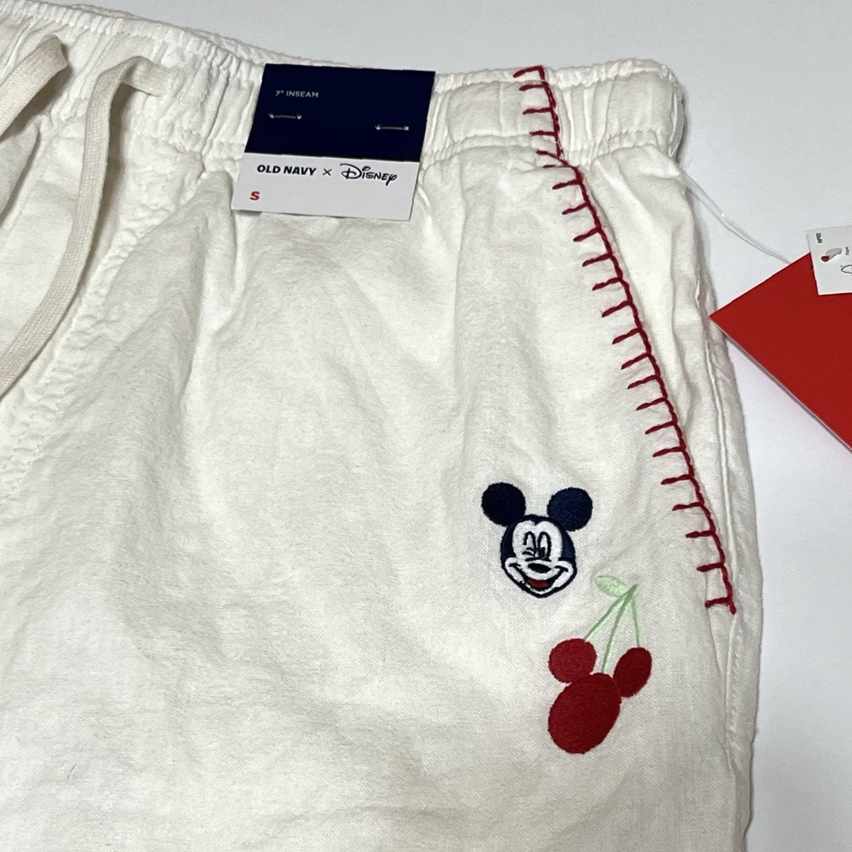 Old Navy Old Navy x Disney Linen-Blend Men’s S Embroidered Mickey Pocket White Shorts Size US 29 - 5 Thumbnail