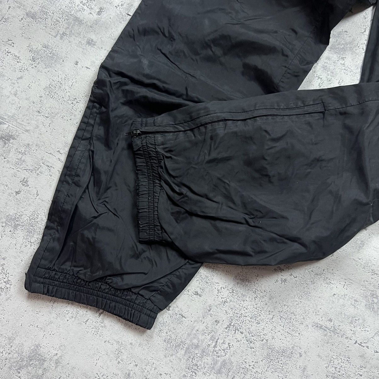 Nike 90s NIKE RETRO BASIC LOGO VINTAGE Y2K PARACHUTE SWEATPANTS Size US 30 / EU 46 - 7 Thumbnail