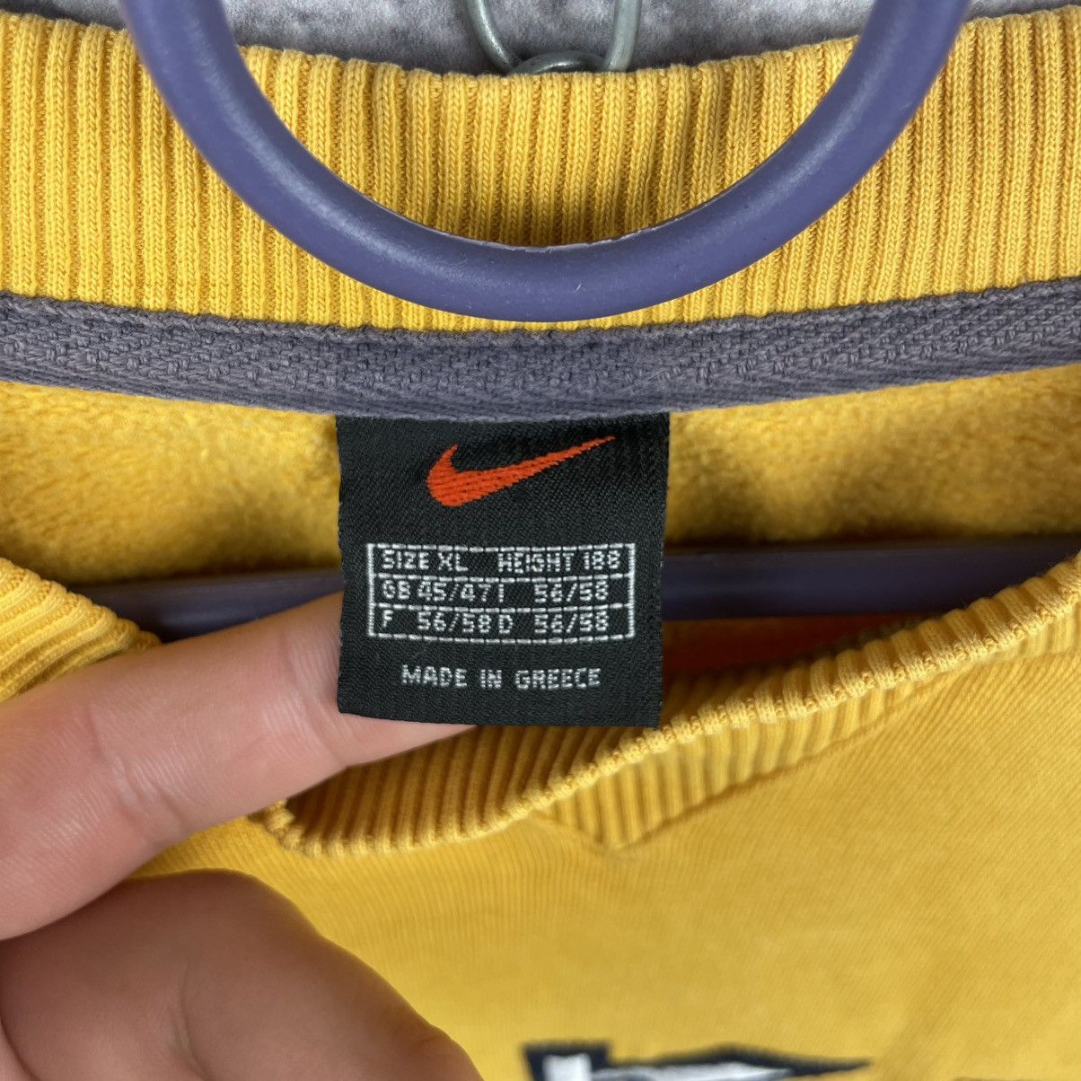 Nike Vintage Nike 90s Retro Embroidered Big Logo Sweatshirt Y2K Size US XL / EU 56 / 4 - 2 Thumbnail