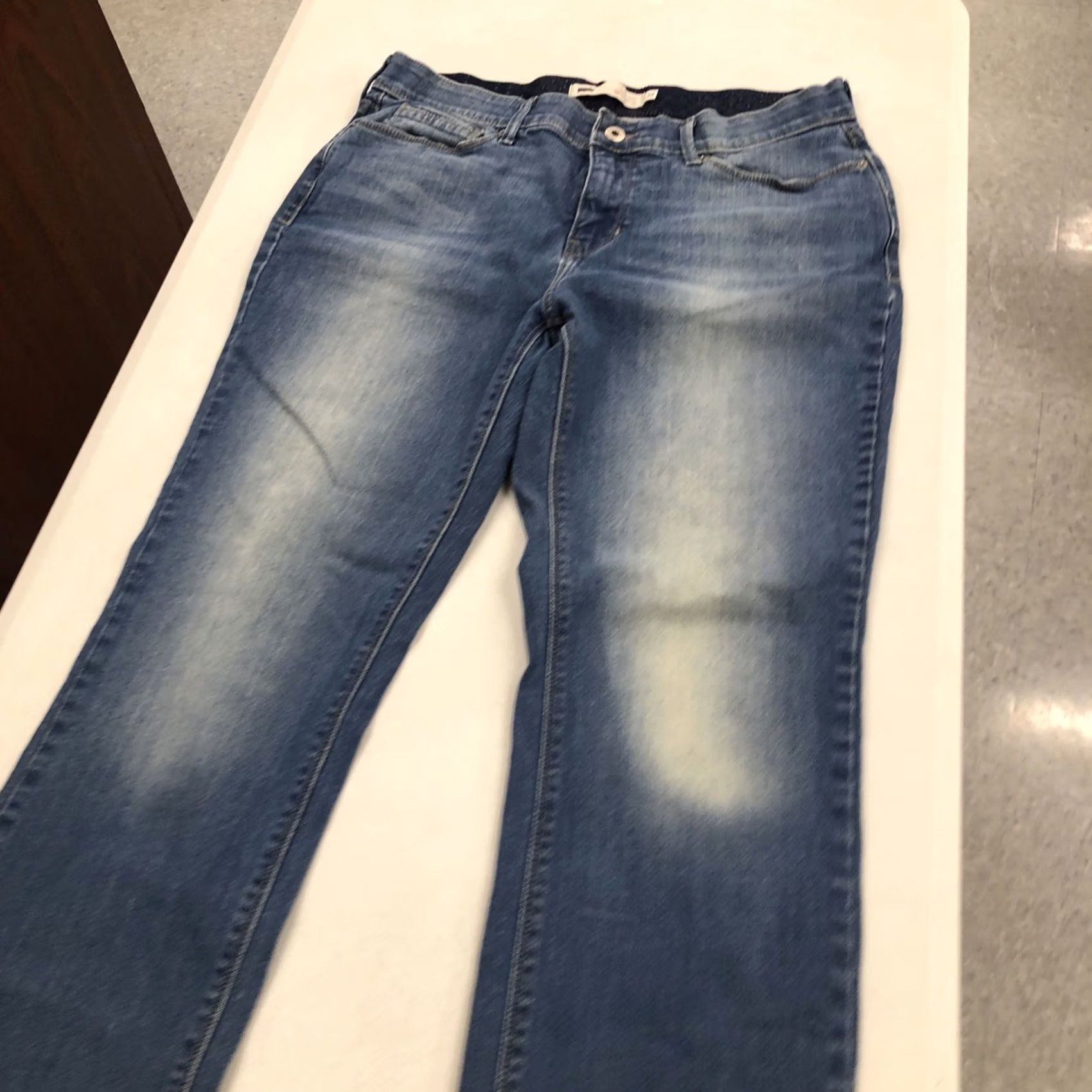 Levi's Levi's 525 Jeans Women's Size 12 Elastic Waist Band Straight Leg Blue 32x28.5 Regular Stretch Denim Band Theme Mens Womens Girls Size 34" / US 12 / IT 48 - 2 Thumbnail