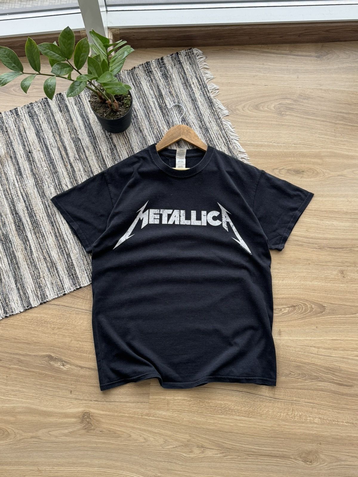 VINTAGE METALLICA CLASSIC LOGO BAND T-SHIRT MENS SIZE M Men