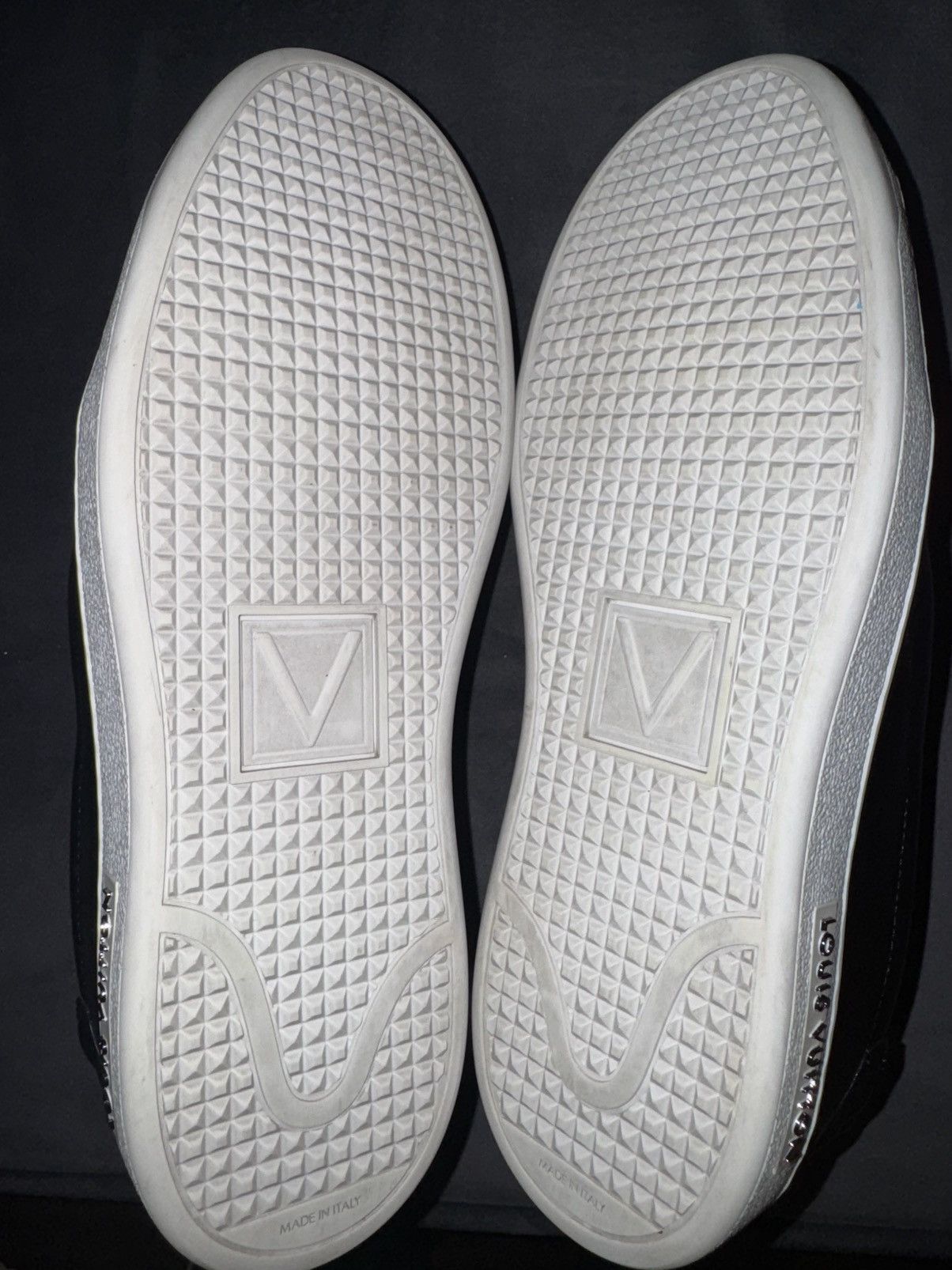 Louis Vuitton Louis Vuitton Frontrow Flags Slip On Sneakers Men’s Size 8 Size US 8 / EU 41 - 9 Thumbnail