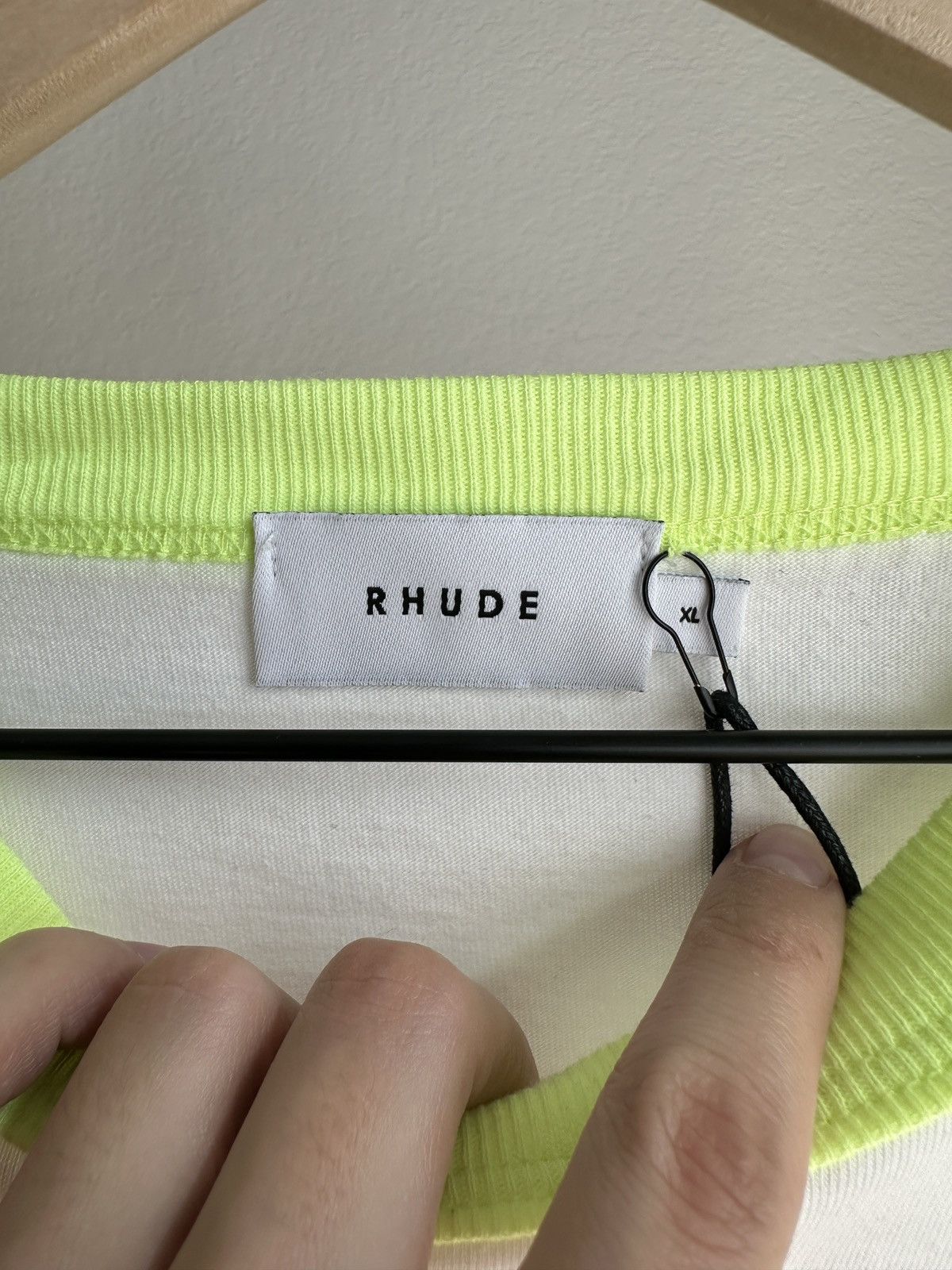 Rhude Raglan Tee Neon Size US XL / EU 56 / 4 - 5 Thumbnail