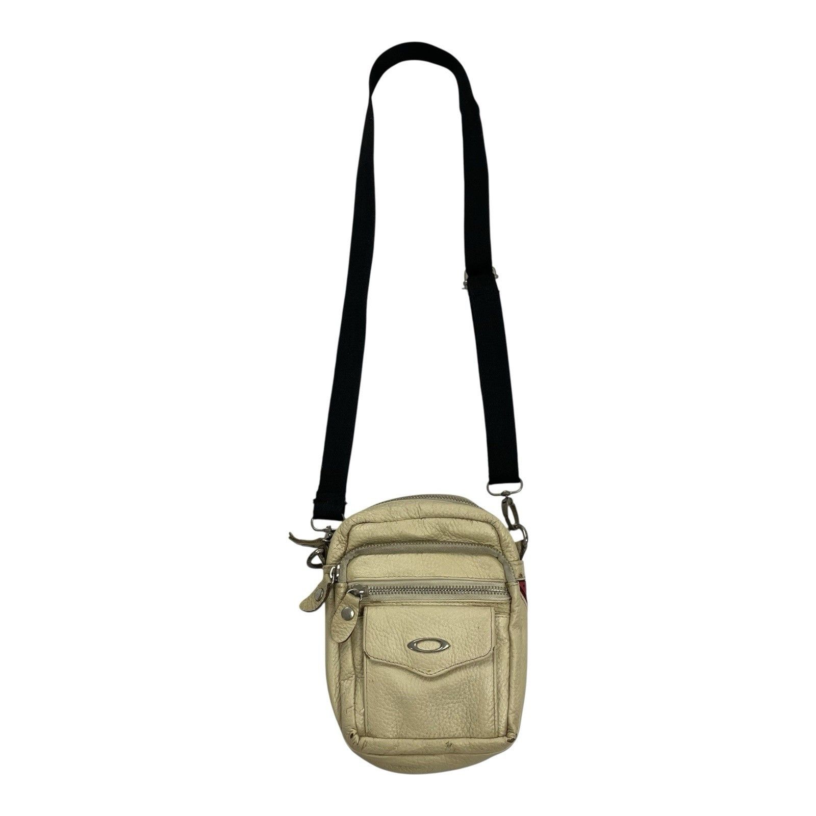 Oakley Vintage Oakley Leather Bum Bag Side Messenger Shoulder Size ONE SIZE - 1 Thumbnail