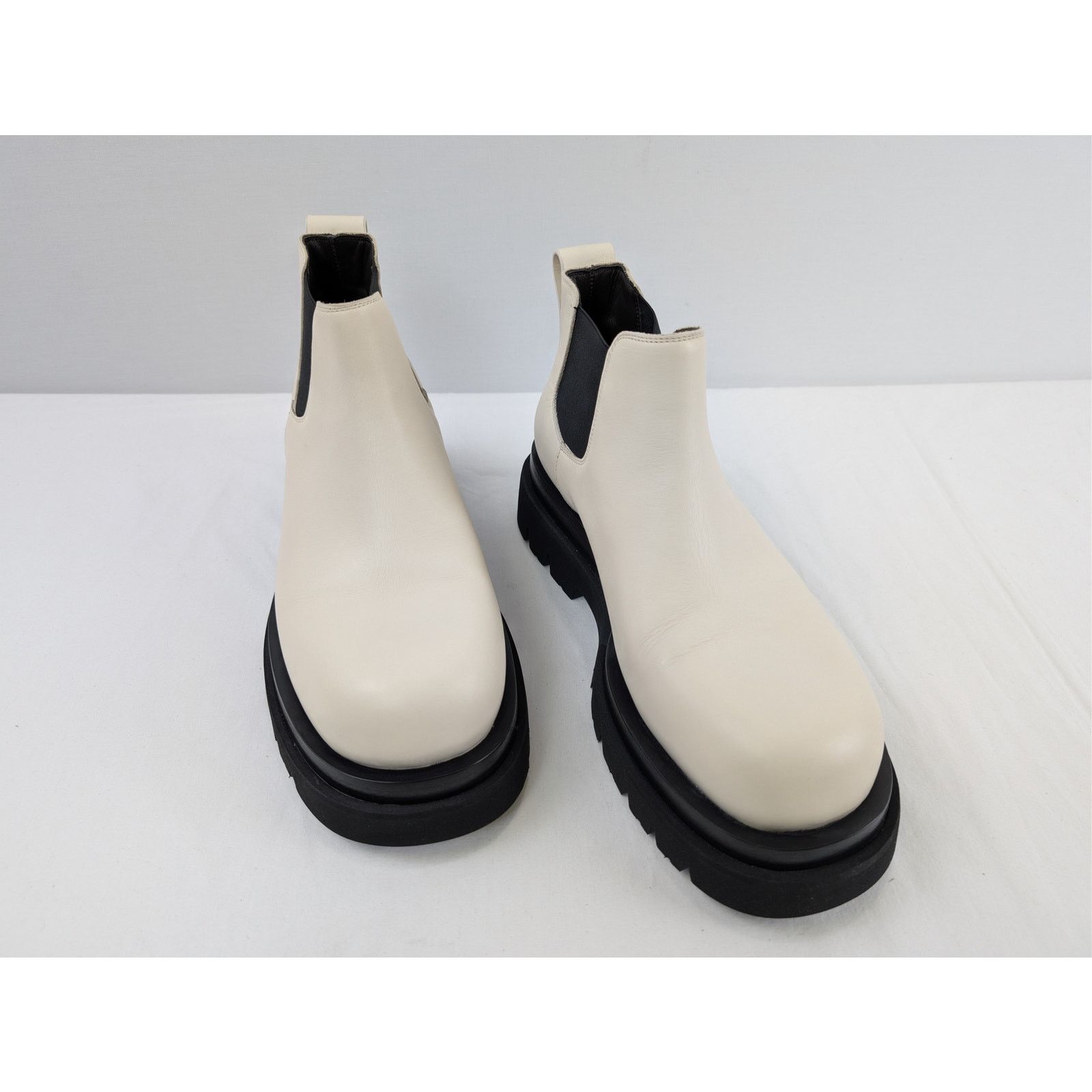 Bottega Veneta o1rshd1 Military Calf The Lug Boots in Sea Salt Size US 11 / EU 44 - 6 Thumbnail