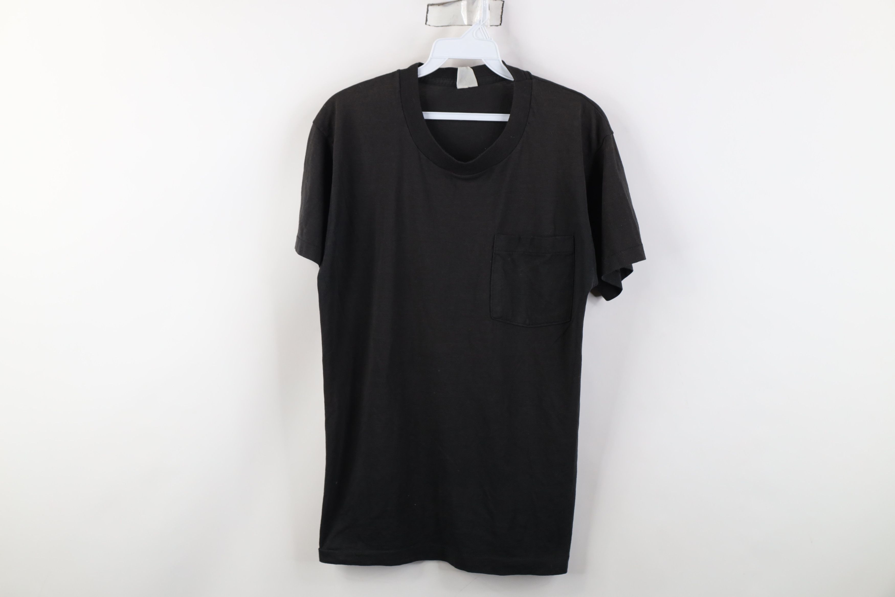 Vintage Vintage 90s Streetwear Blank Thin Pocket T-Shirt Black USA Size US M / EU 48-50 / 2 - 1 Thumbnail