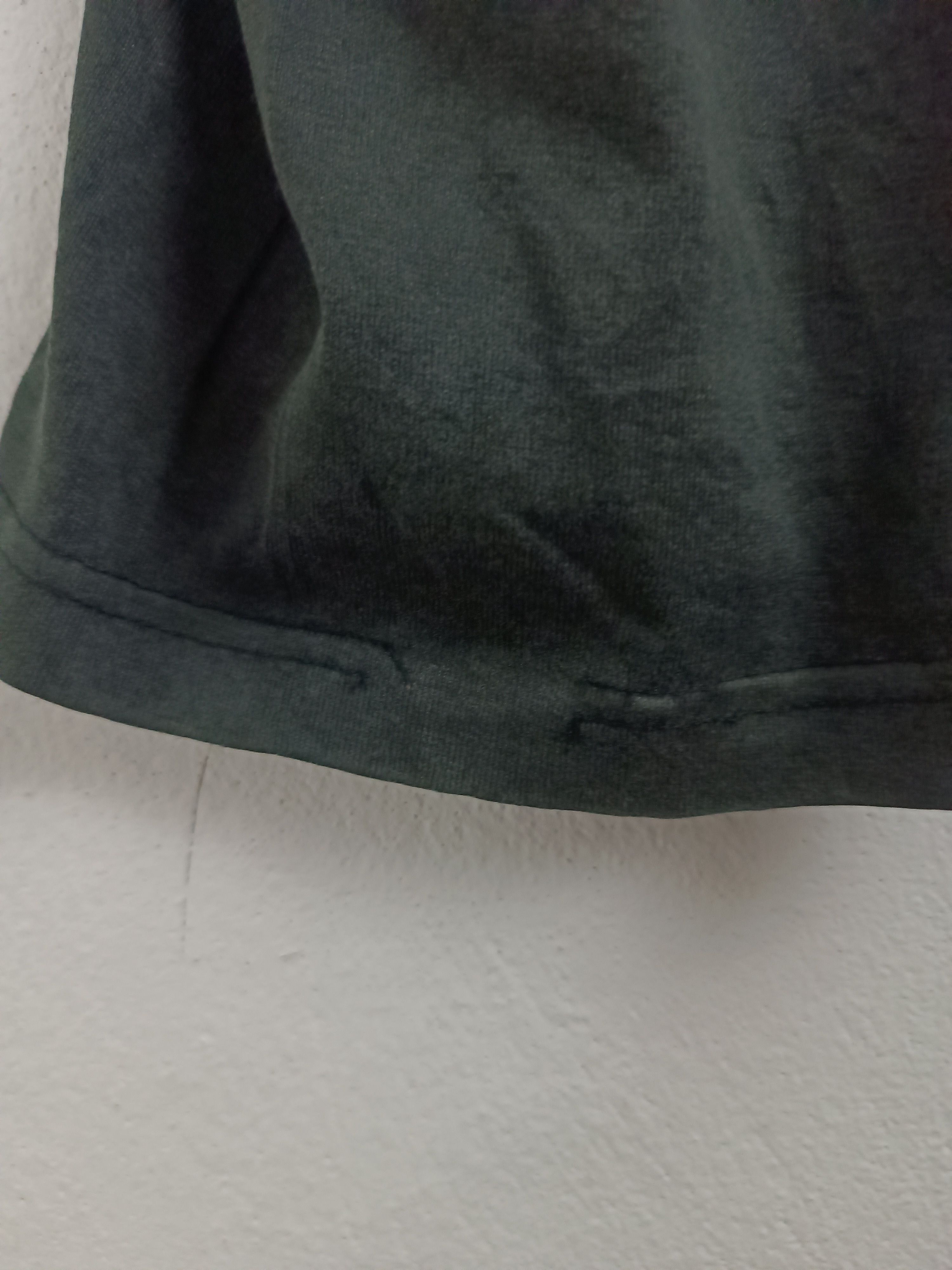 Japanese Brand THRASHED FADED VINTAGE Y2K MISCHIEVOUS TEE VERY RARE Size US L / EU 52-54 / 3 - 19 Thumbnail