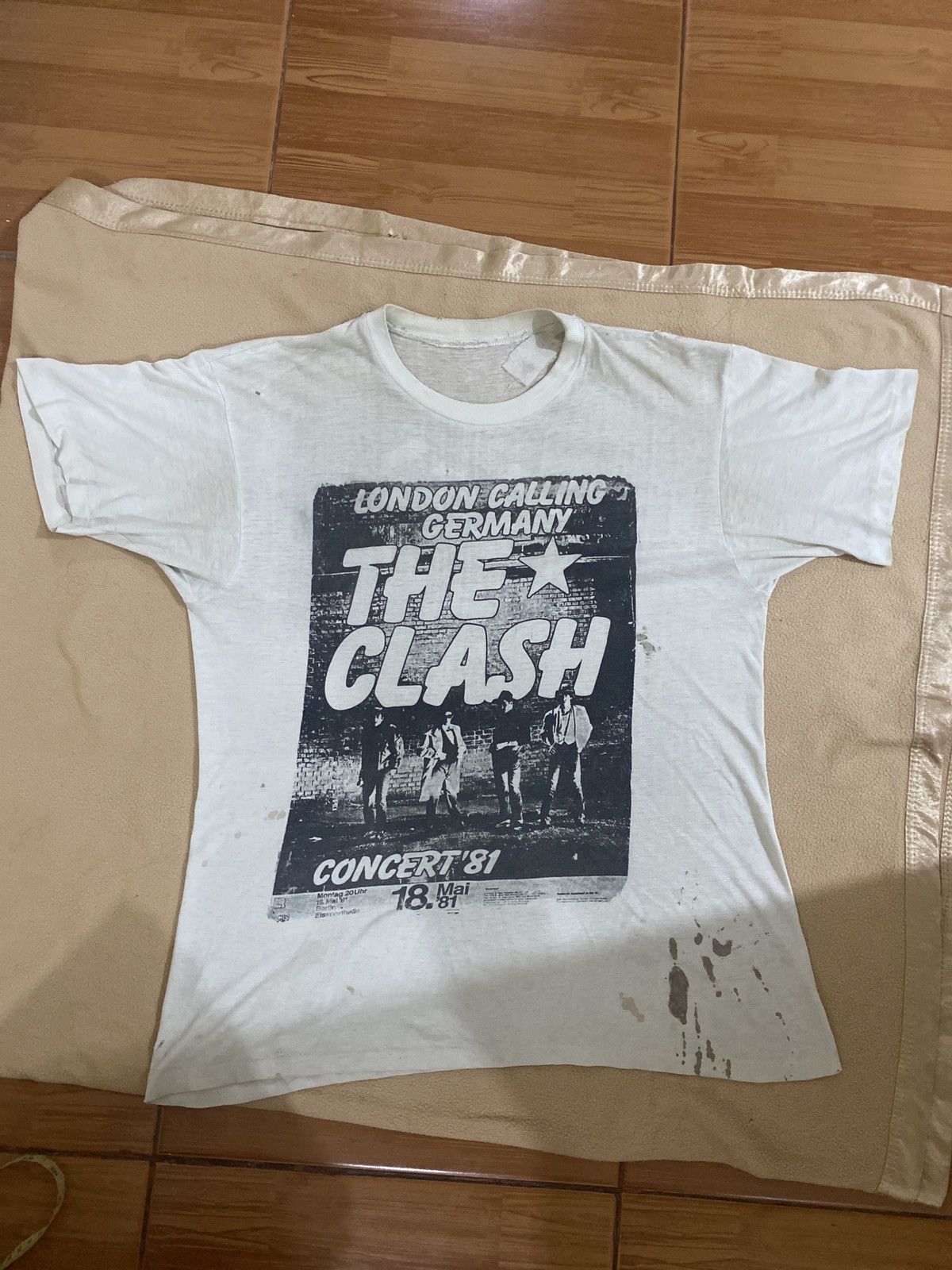 Band Tees 80s The Clash Size US L / EU 52-54 / 3 - 2 Thumbnail
