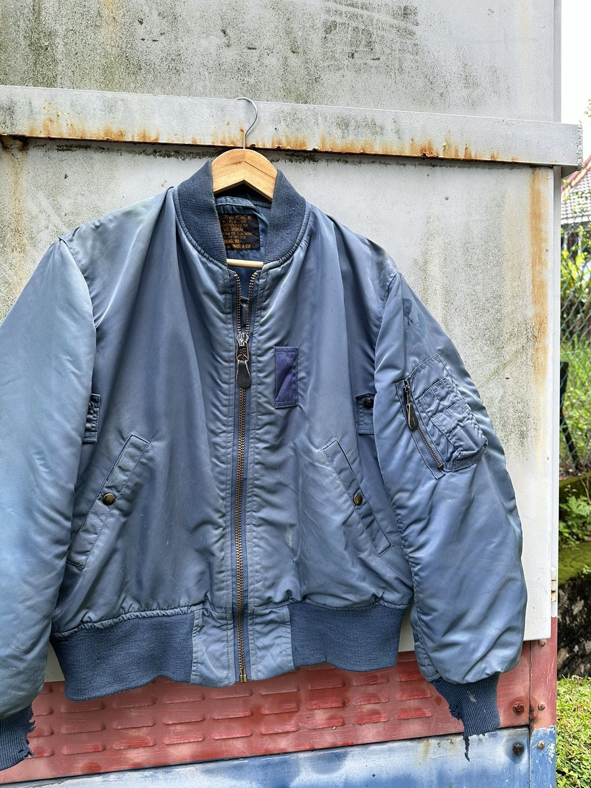 Vintage 🪖Vintage THRASHED MFG USAF Bomber Jacket Size US M / EU 48-50 / 2 - 6 Thumbnail